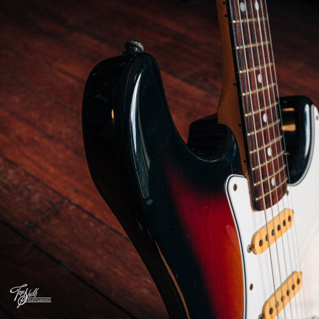 Fender Japan '72 Stratocaster ST72-70 Sunburst 1989