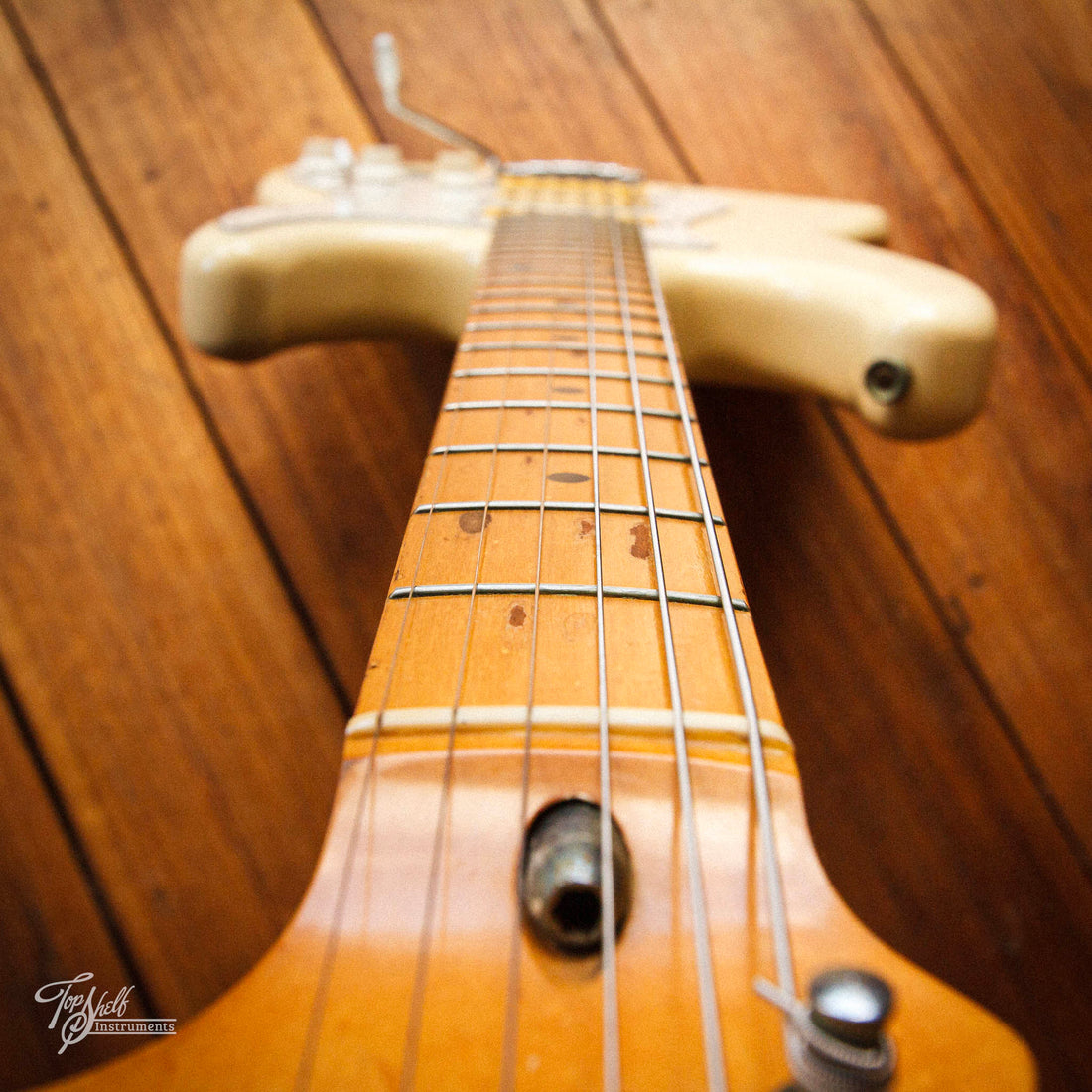 Fender Japan Stratocaster ST72-55 Vintage White 1985