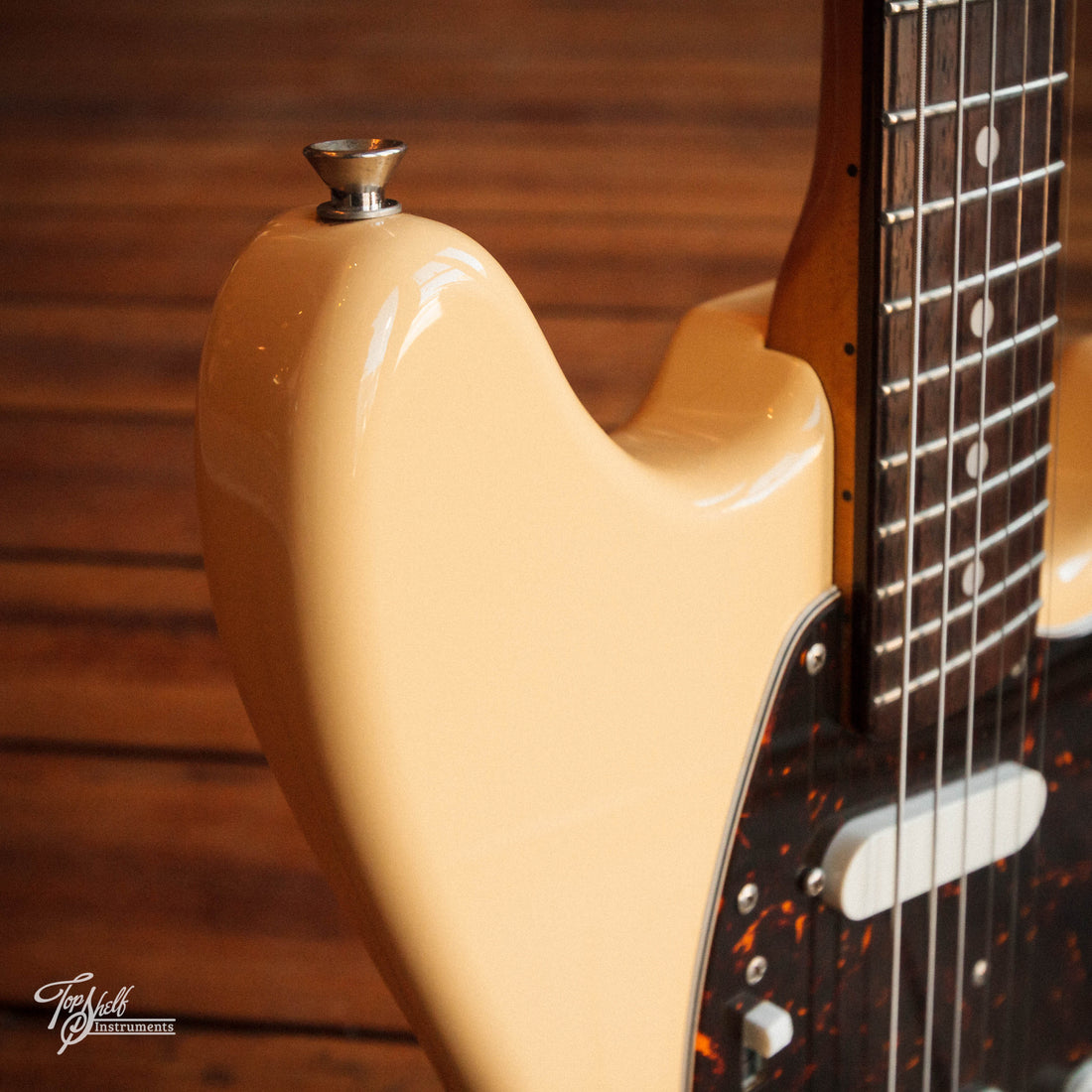 Fender Mustang MG69 Vintage White 2010