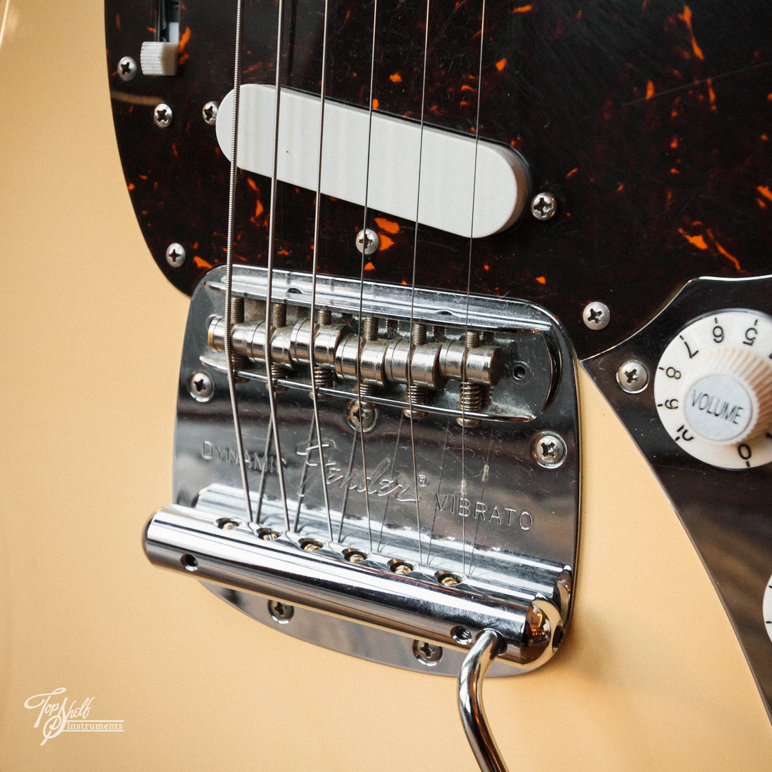 Fender Mustang MG69 Vintage White 2010