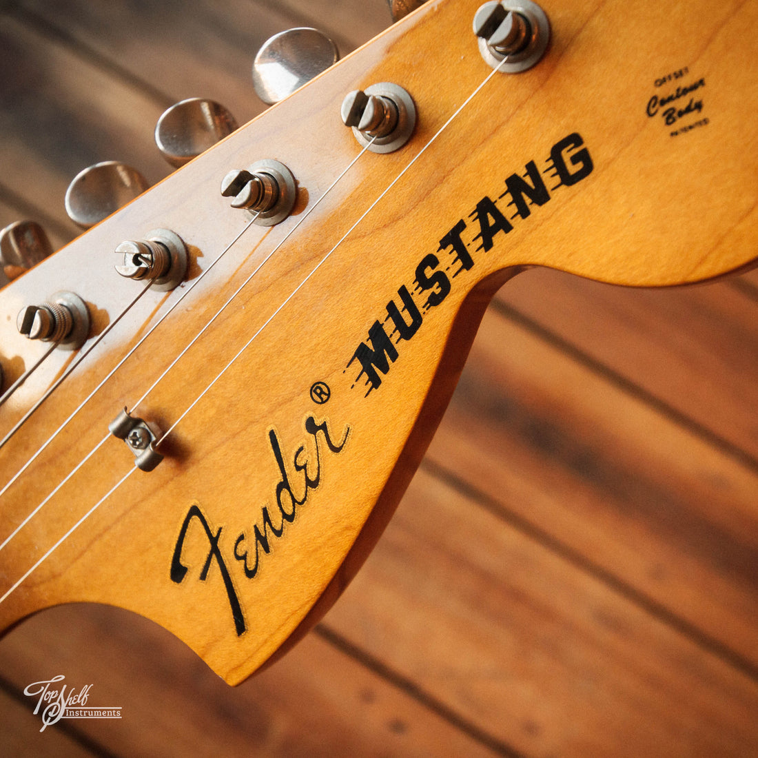 Fender Mustang MG69 Vintage White 2010