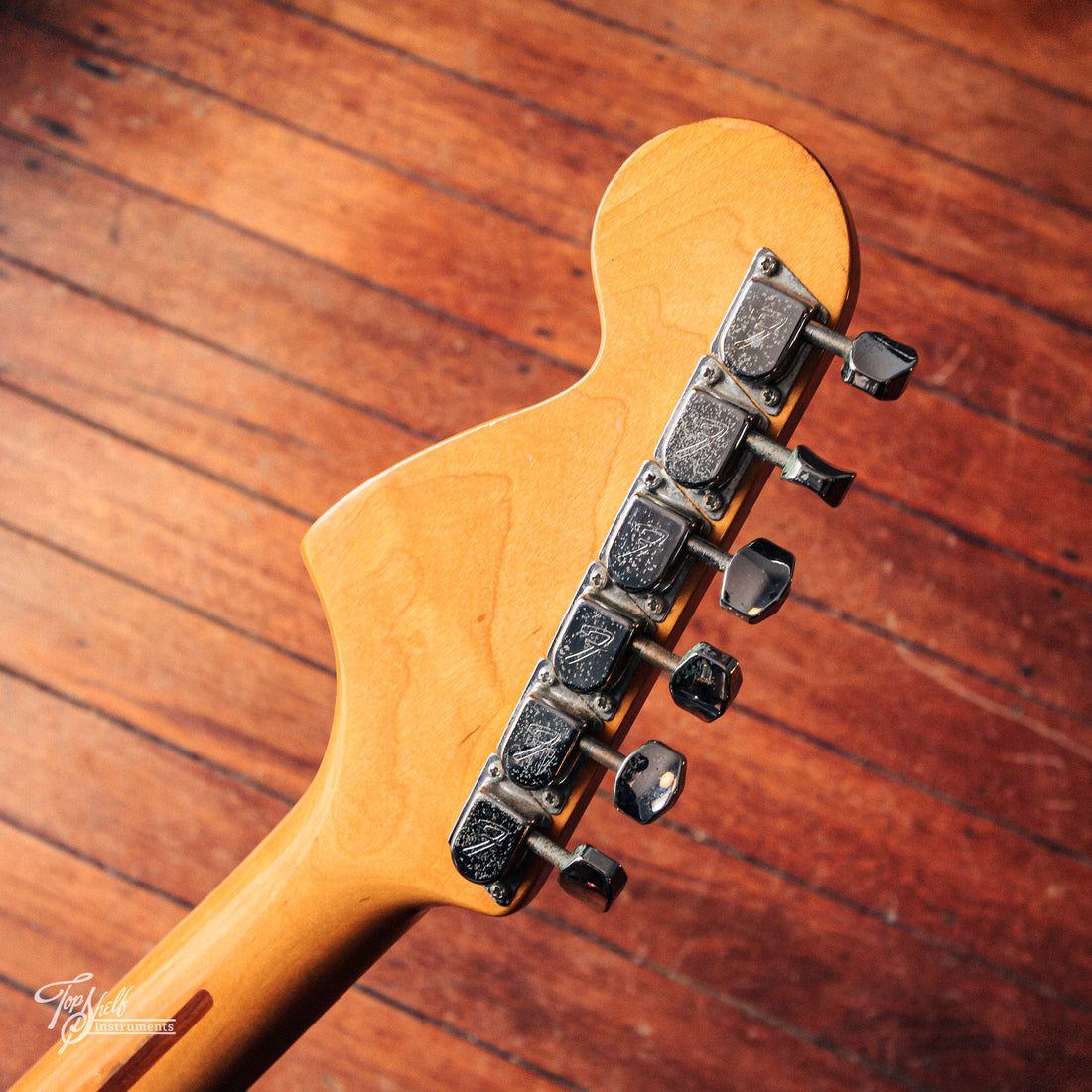 Fender Japan '72 Stratocaster ST72-125PRD Pink Paisley 1987