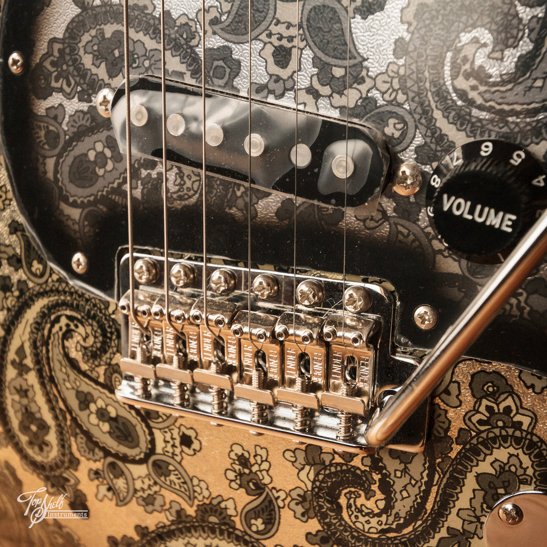 Fender Made in Japan Traditional 60s Stratocaster Black Paisley 2020