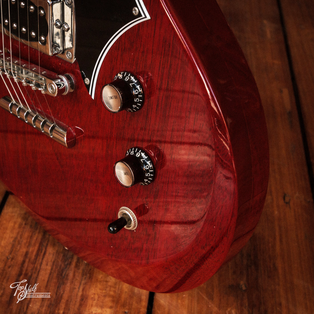 First Act SFA Edition Lola Cherry 2006