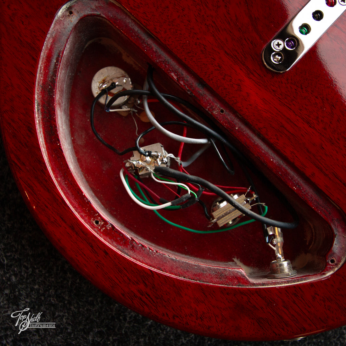 First Act SFA Edition Lola Cherry 2006