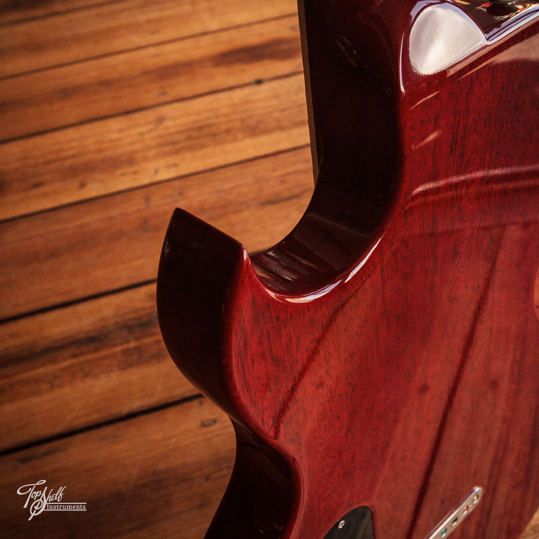 First Act SFA Edition Lola Cherry 2006