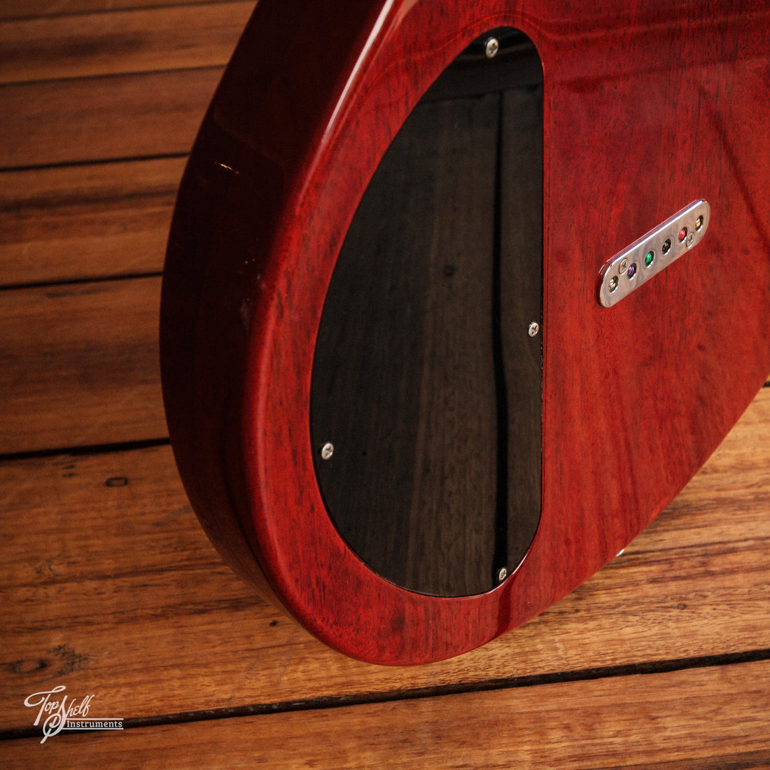 First Act SFA Edition Lola Cherry 2006