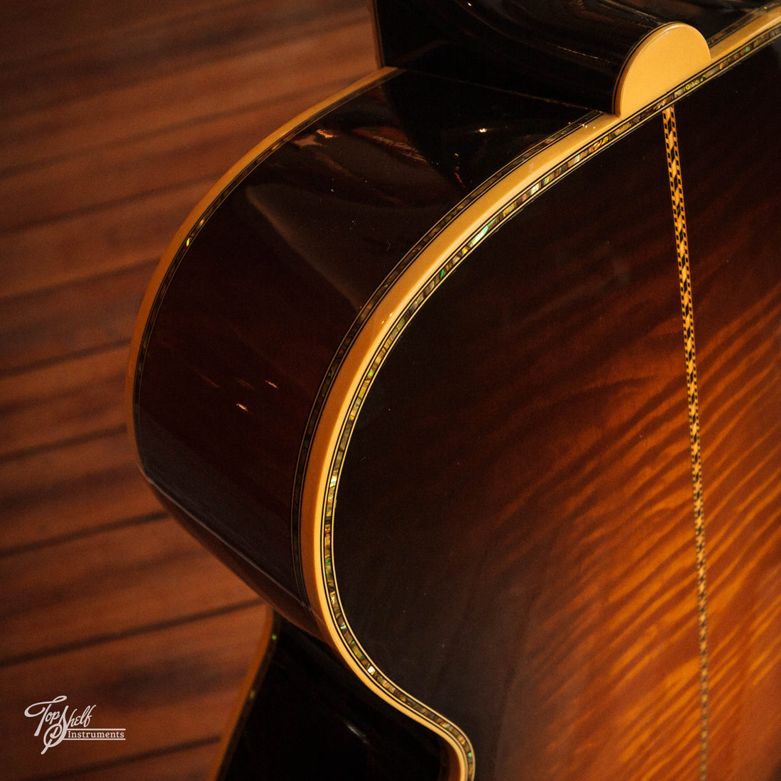 Gibson Custom Shop J-200 'Vine' Vintage Sunburst 2002
