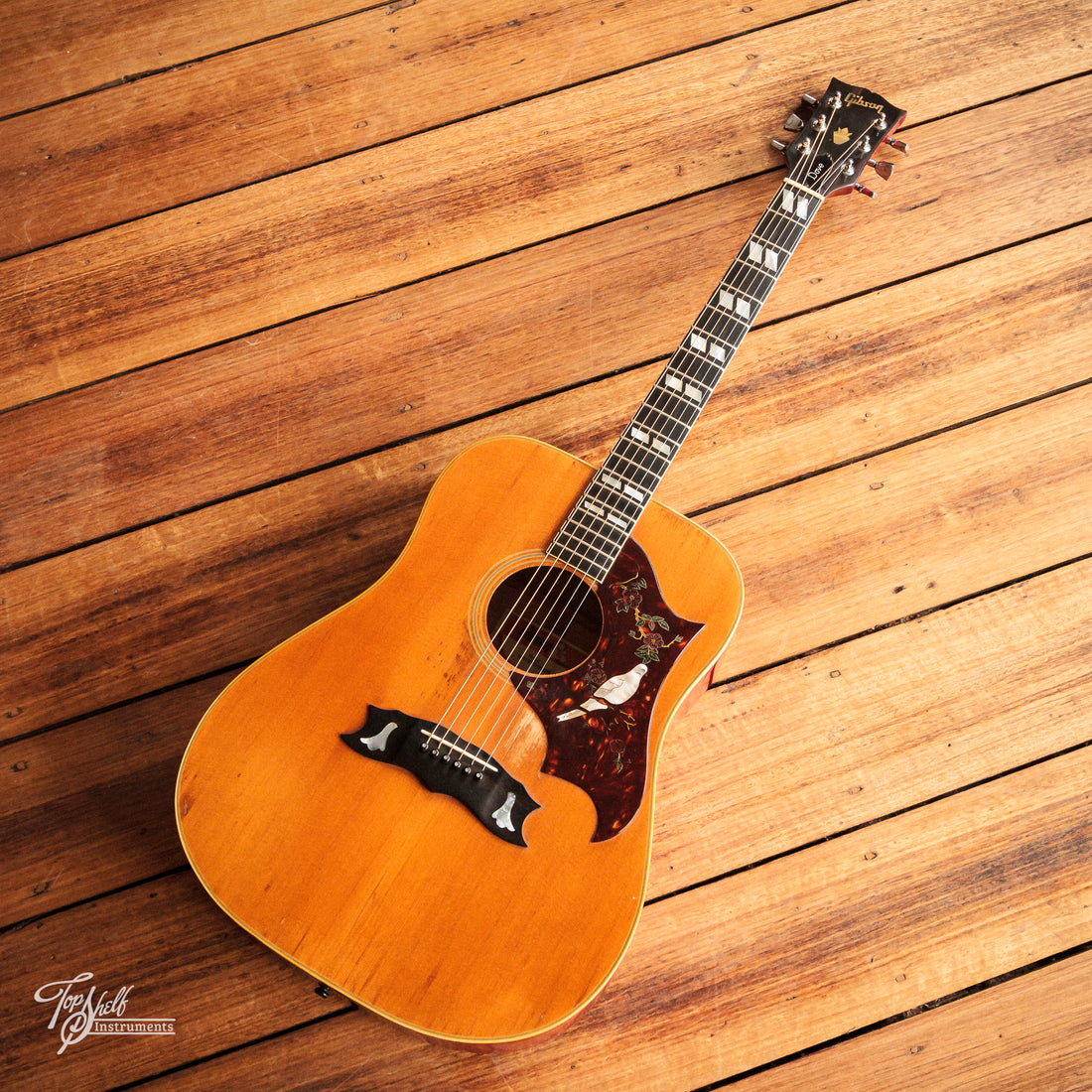 Gibson Dove Custom Acoustic Natural 1975