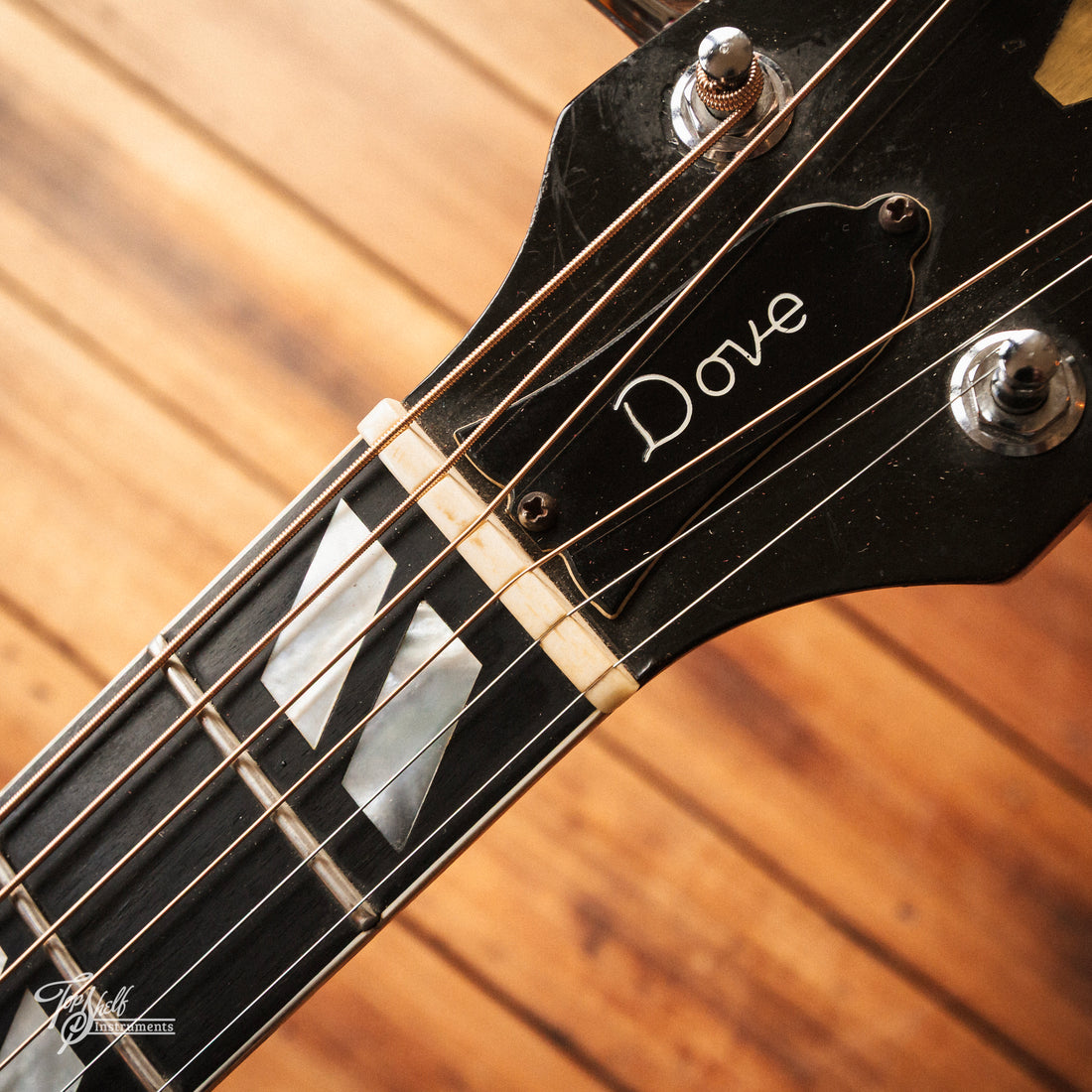 Gibson Dove Custom Acoustic Natural 1975