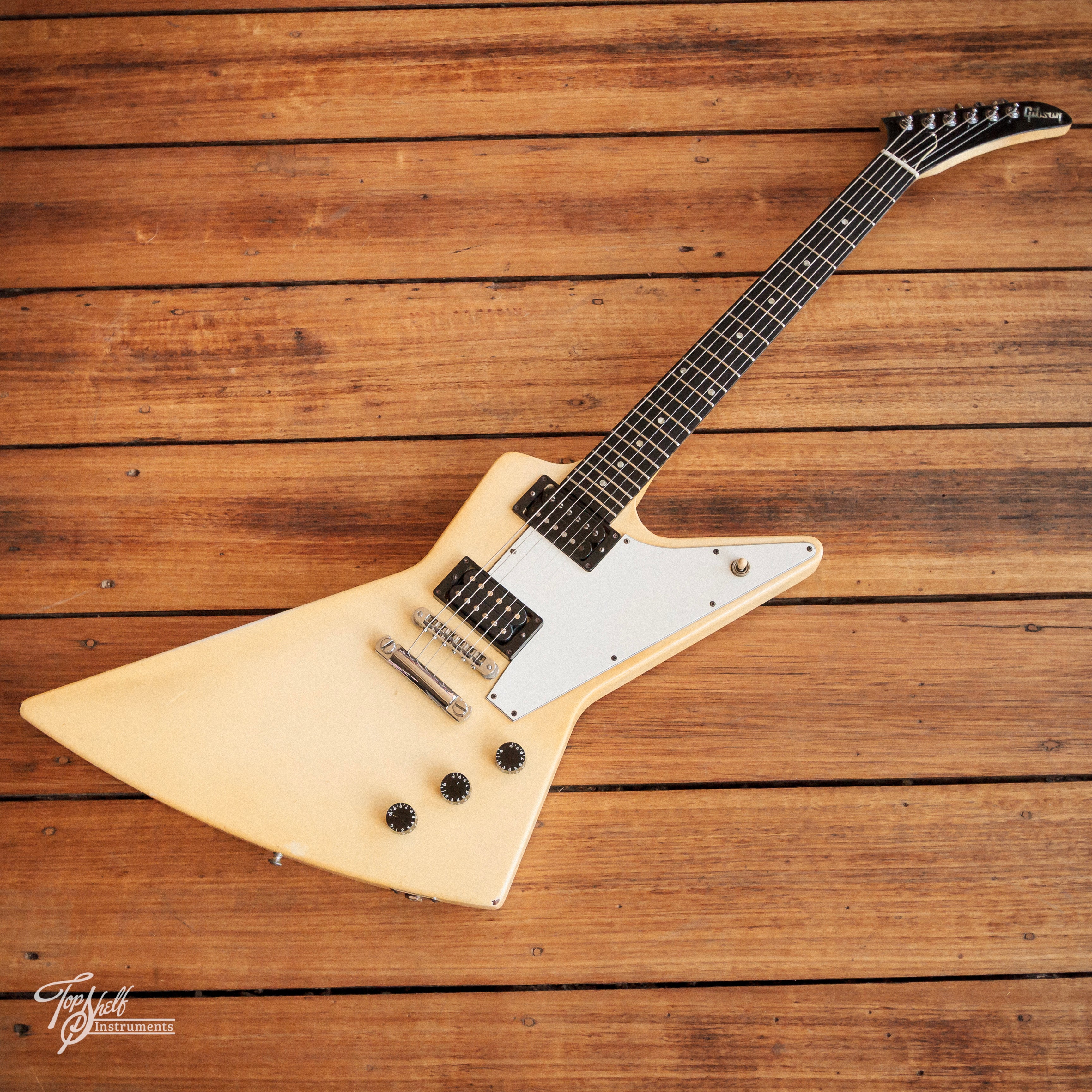 Gibson '76 Explorer Alpine White 1994 – Topshelf Instruments
