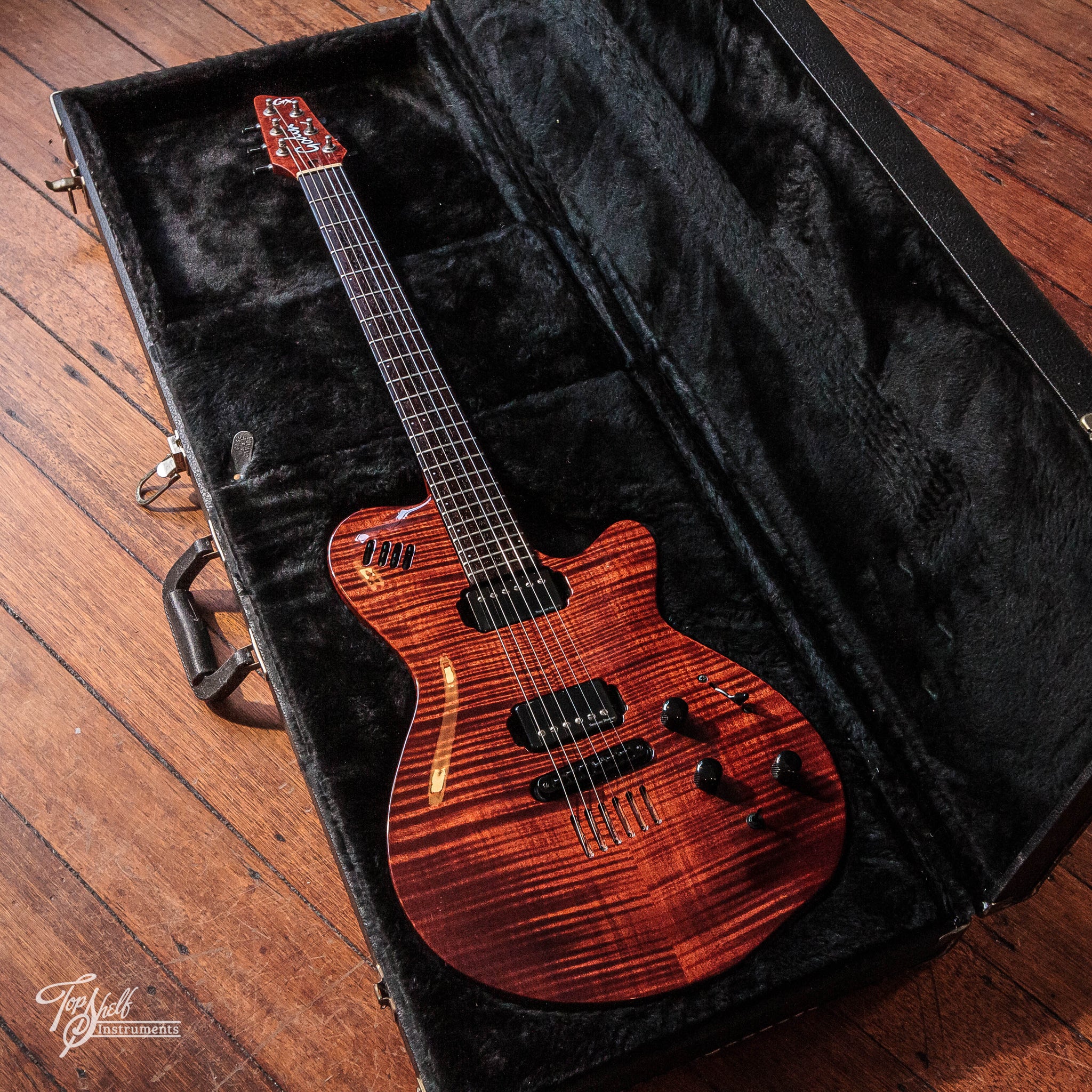 Godin XT SA Light Burst Flame + Housse