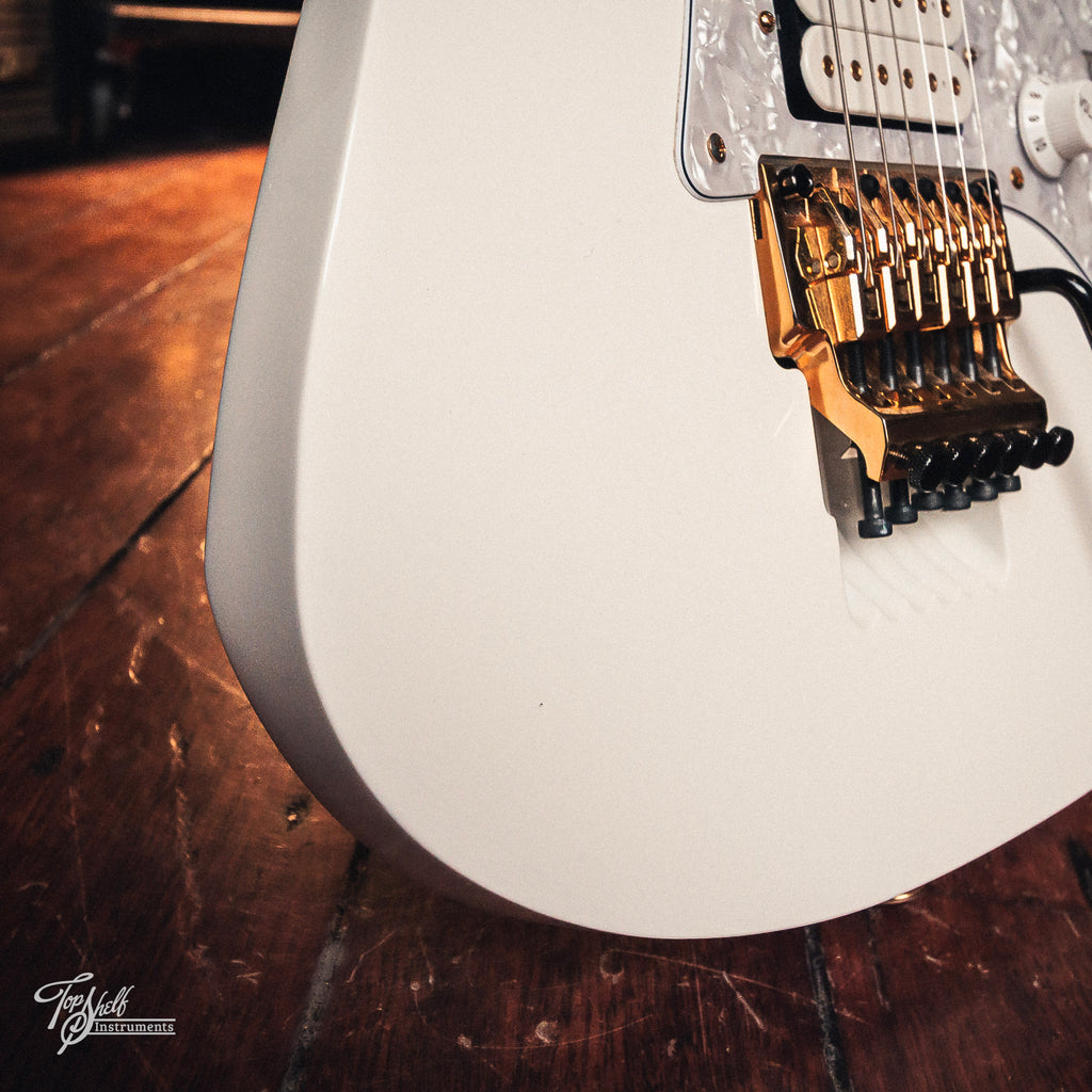 Guitarra Eléctrica Ibanez JEMJR Signature Steve Vai - White | SP Digital Guitarra Eléctrica Ibanez JEMJR Signature Steve Vai - White | SP Digital