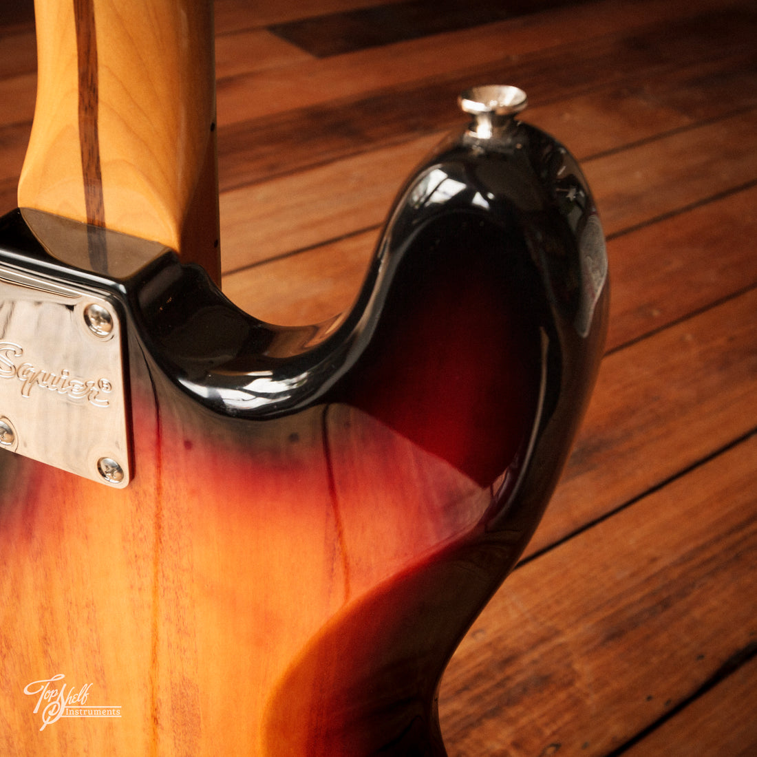 Squier Classic Vibe Bass VI Sunburst 2024