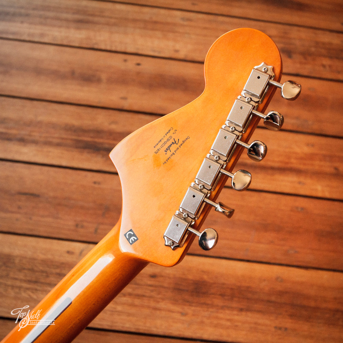 Squier Classic Vibe Bass VI Black 2024