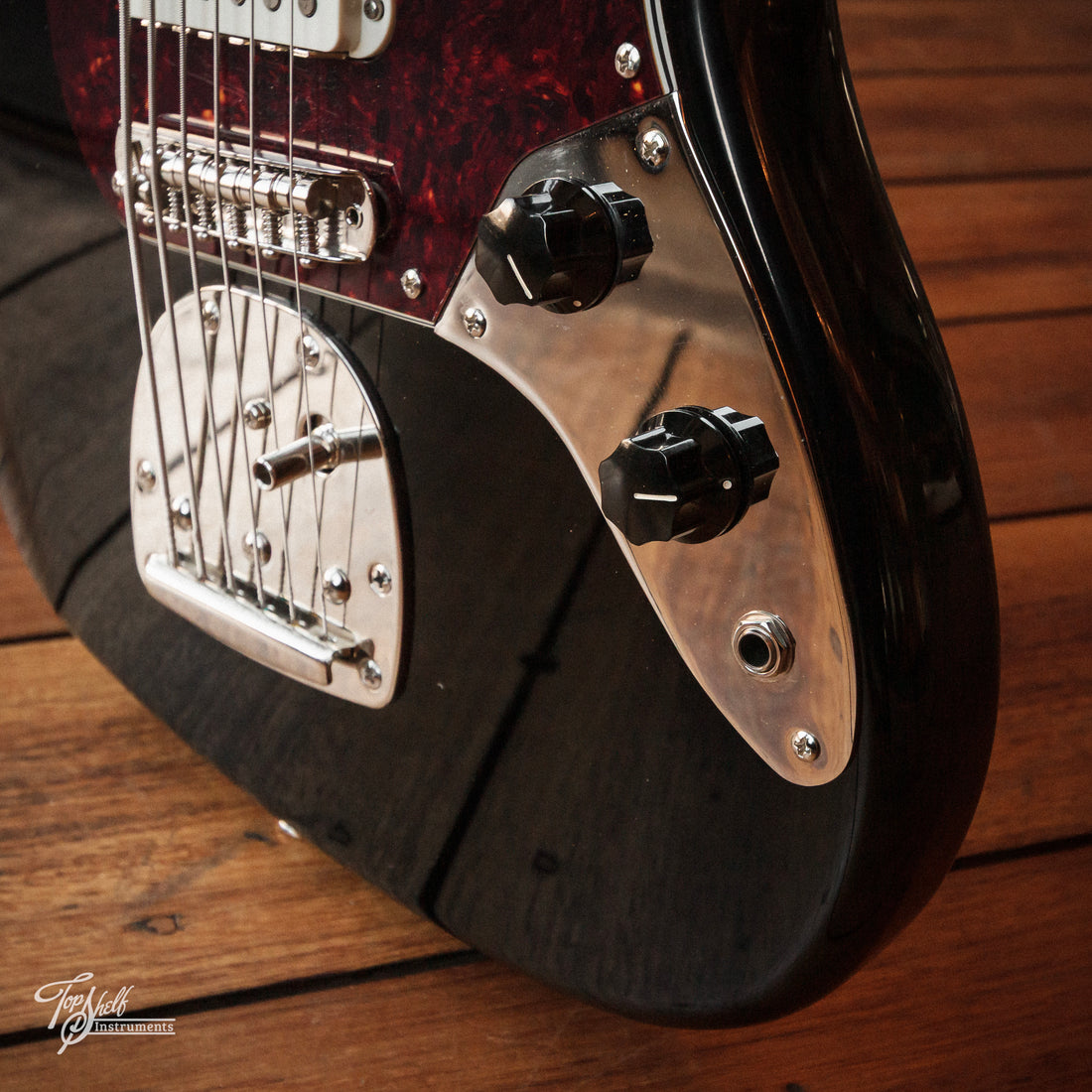 Squier Classic Vibe Bass VI Black 2024