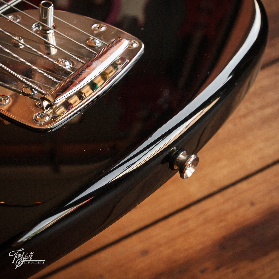 Squier Classic Vibe Bass VI Black 2024