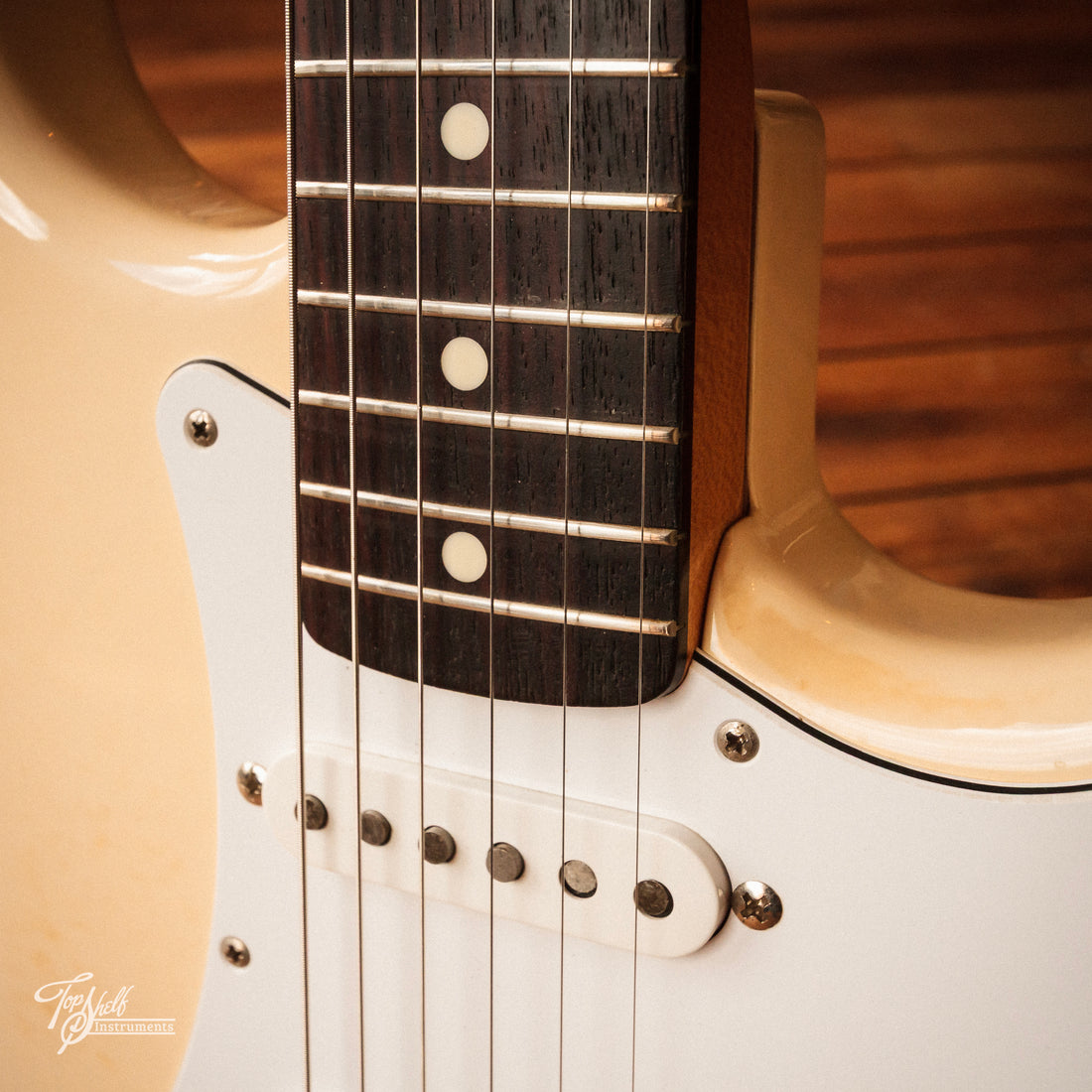 Fender Japan Stratocaster ST62-650 Vintage White 1990