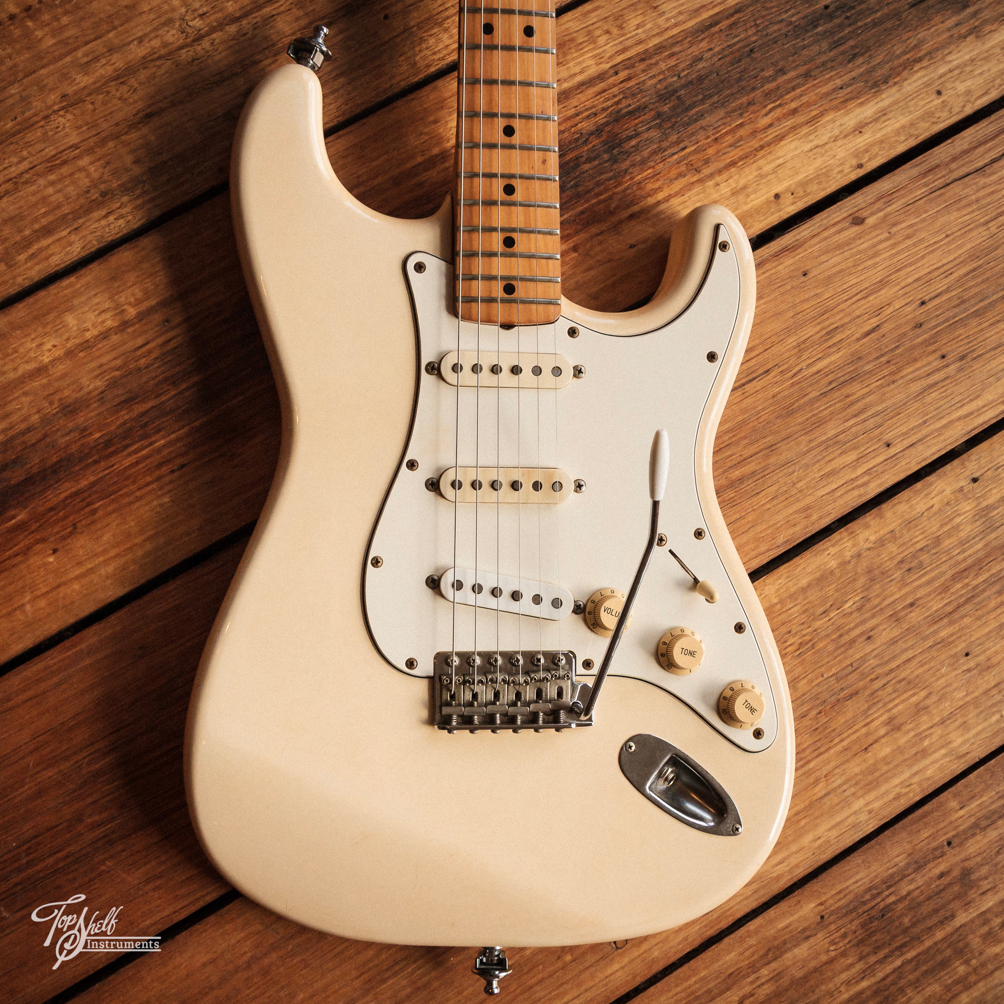 Fender Japan Custom Edition Stratocaster ST68-120SPL Vintage White