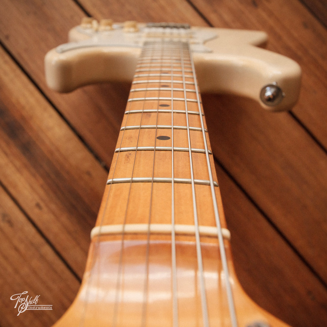 Fender Japan Custom Edition Stratocaster ST68-120SPL Vintage White 1993