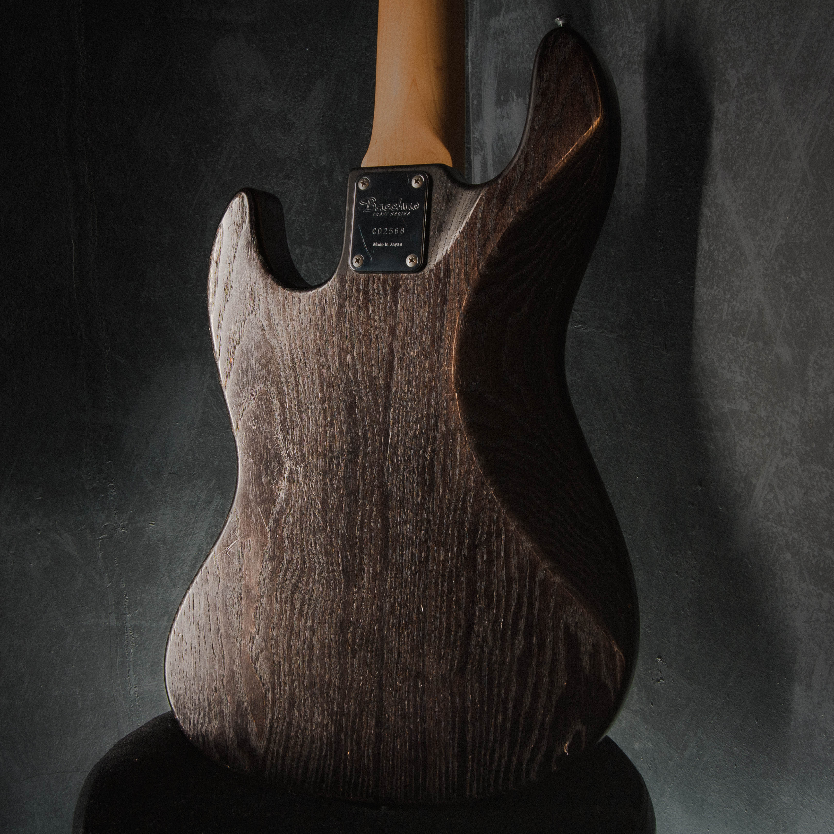 Bacchus Craft Series Woodline Ash 5 Black Oil 2010 – Topshelf Instruments