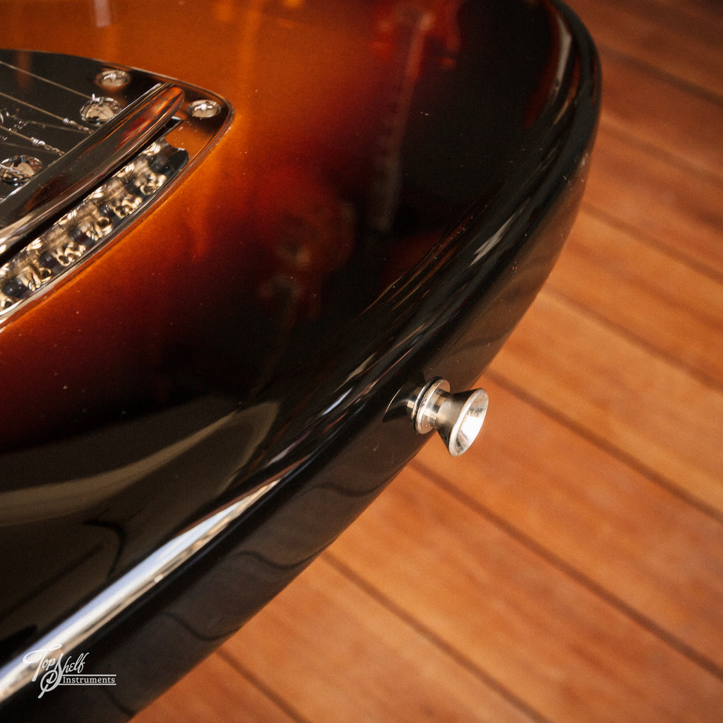 Fender Made in Japan Traditional 60s Jaguar Sunburst 2023