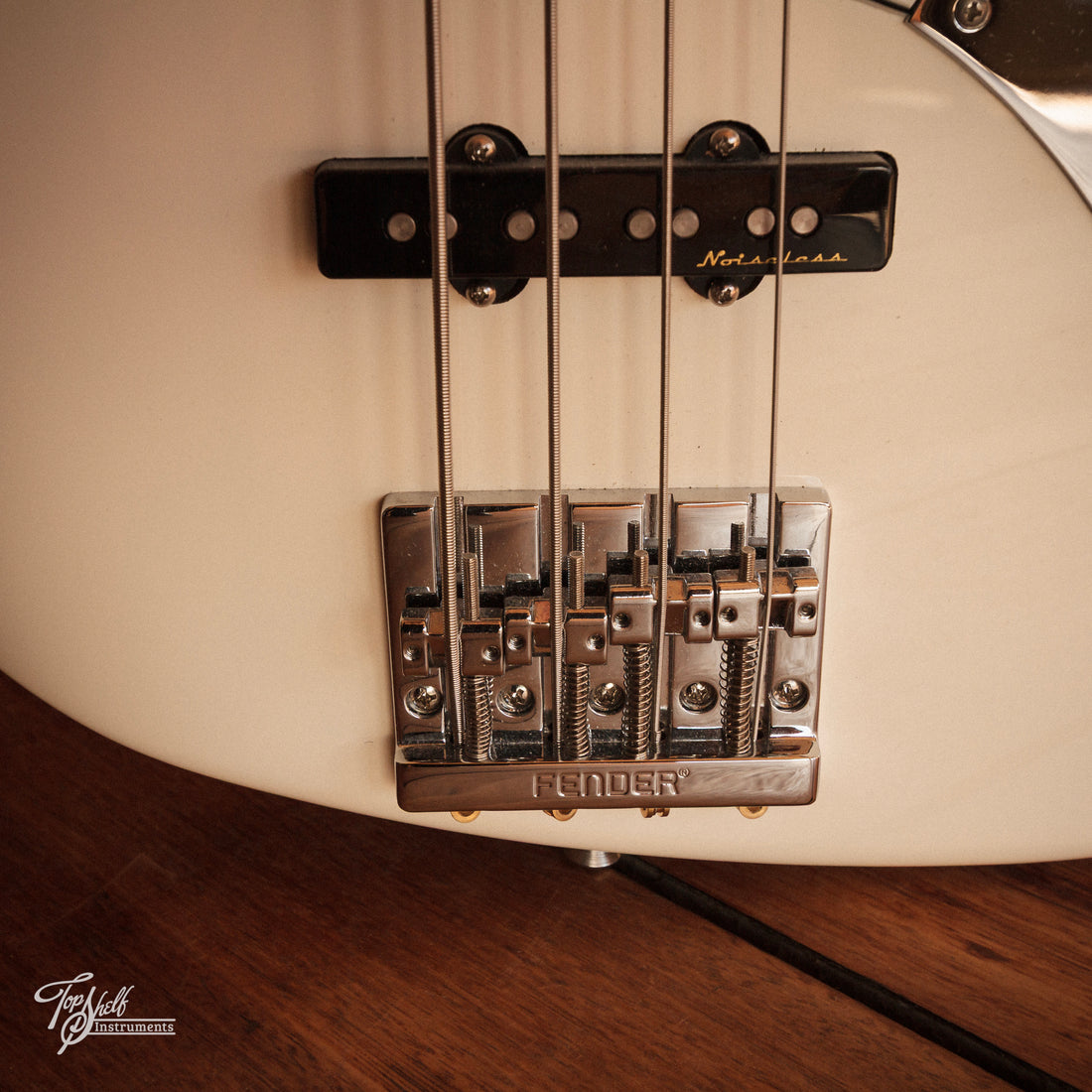 Fender Deluxe Active Jazz Bass Olympic White 2018
