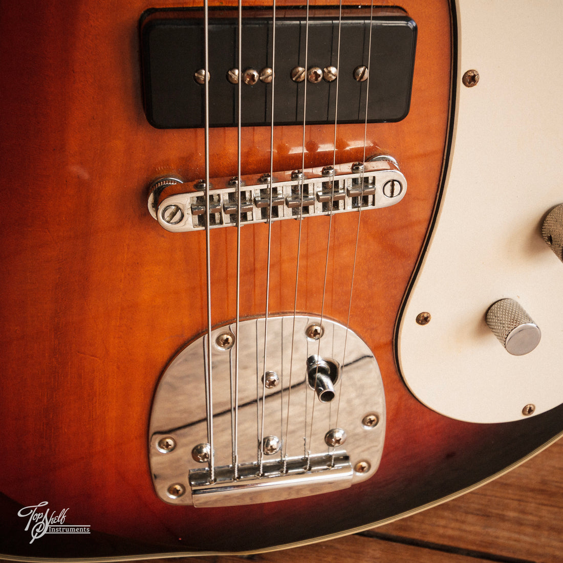 Eastwood Sidejack DLX Sunburst 2011