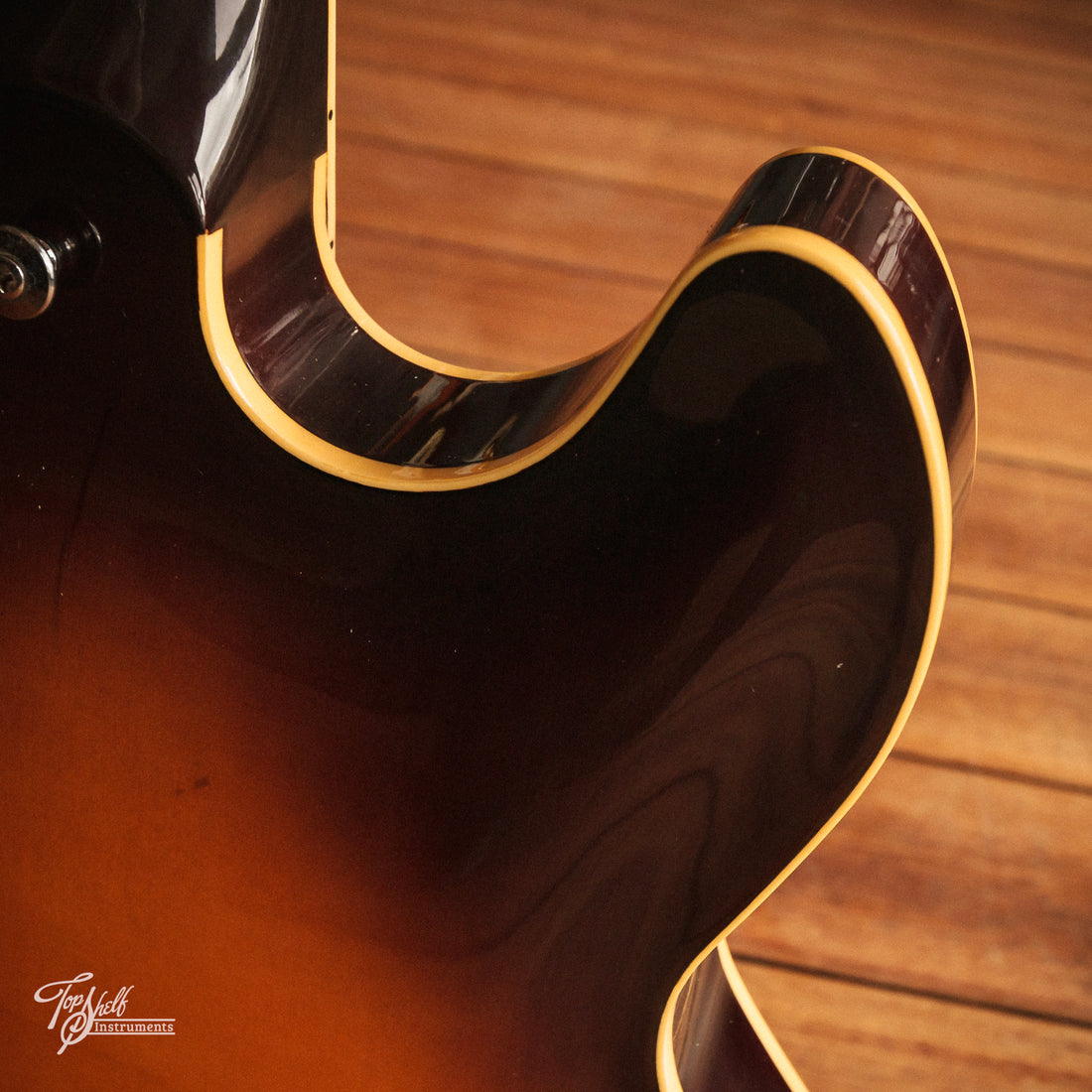 Yamaha SA-1300 Super Axe Sunburst 1986