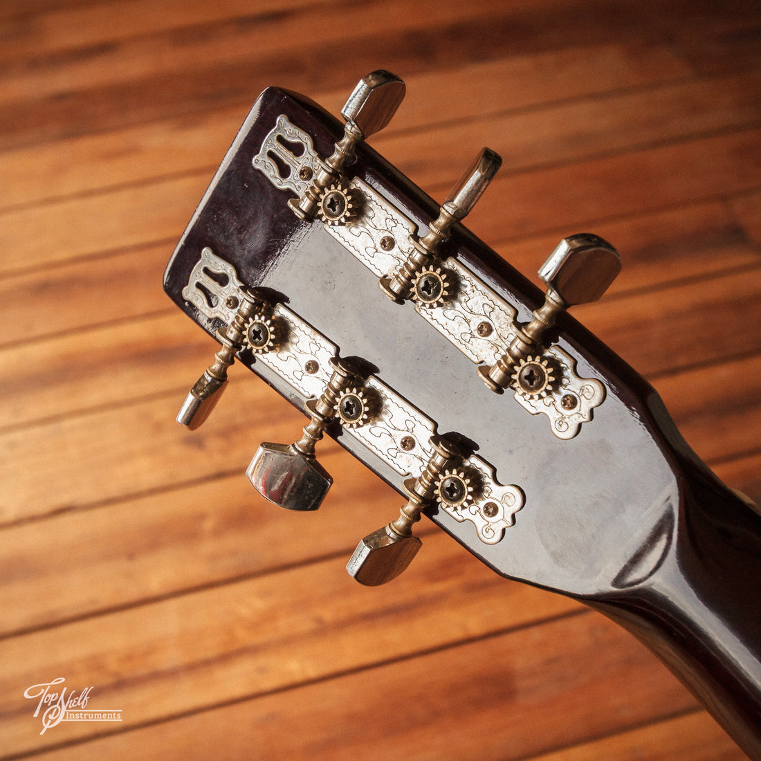 Yours Guitar Company Folk Size Acoustic 1975