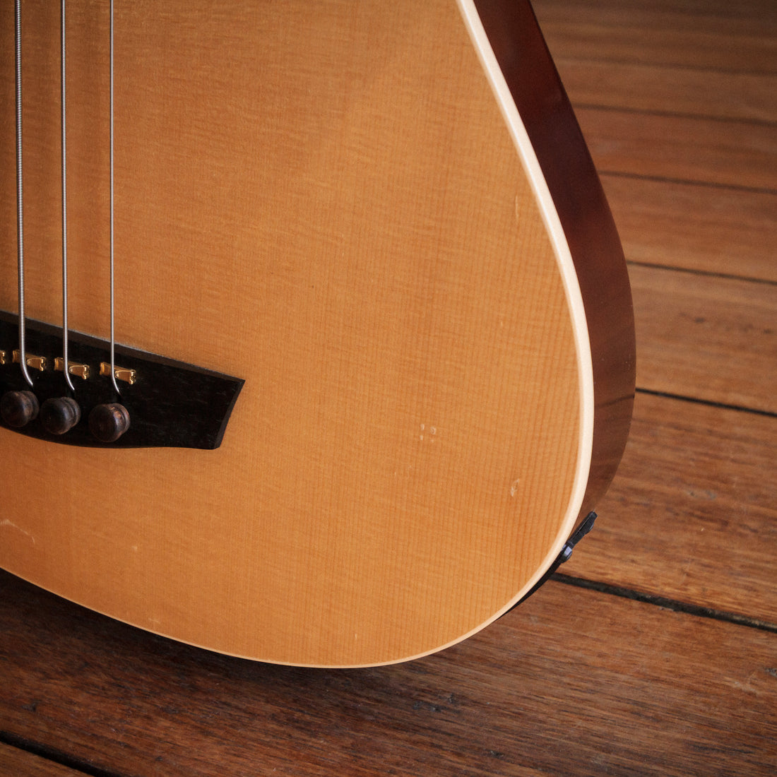 Godin A4-SA Ultra Semi-Acoustic Bass Natural 2007