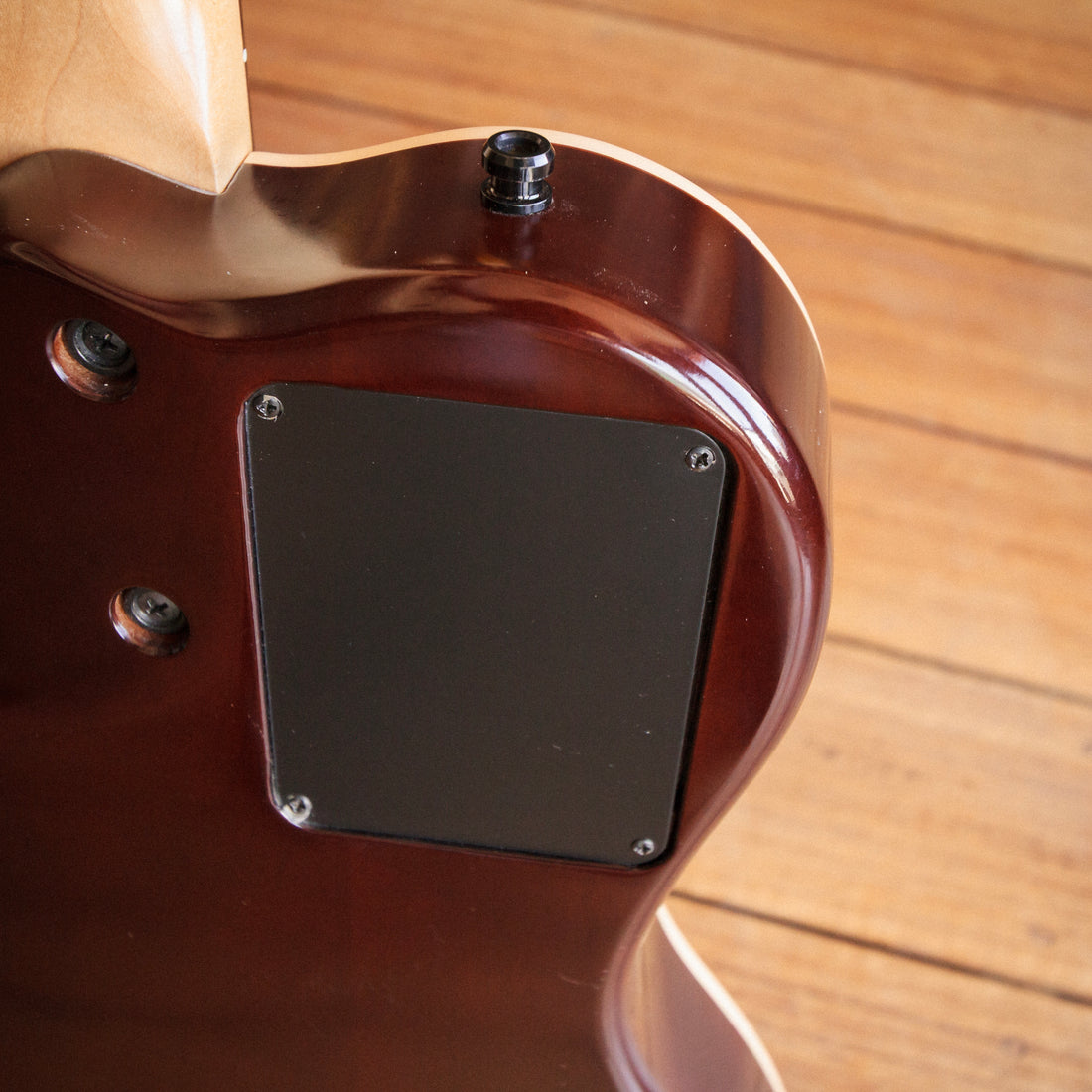 Godin A4-SA Ultra Semi-Acoustic Bass Natural 2007