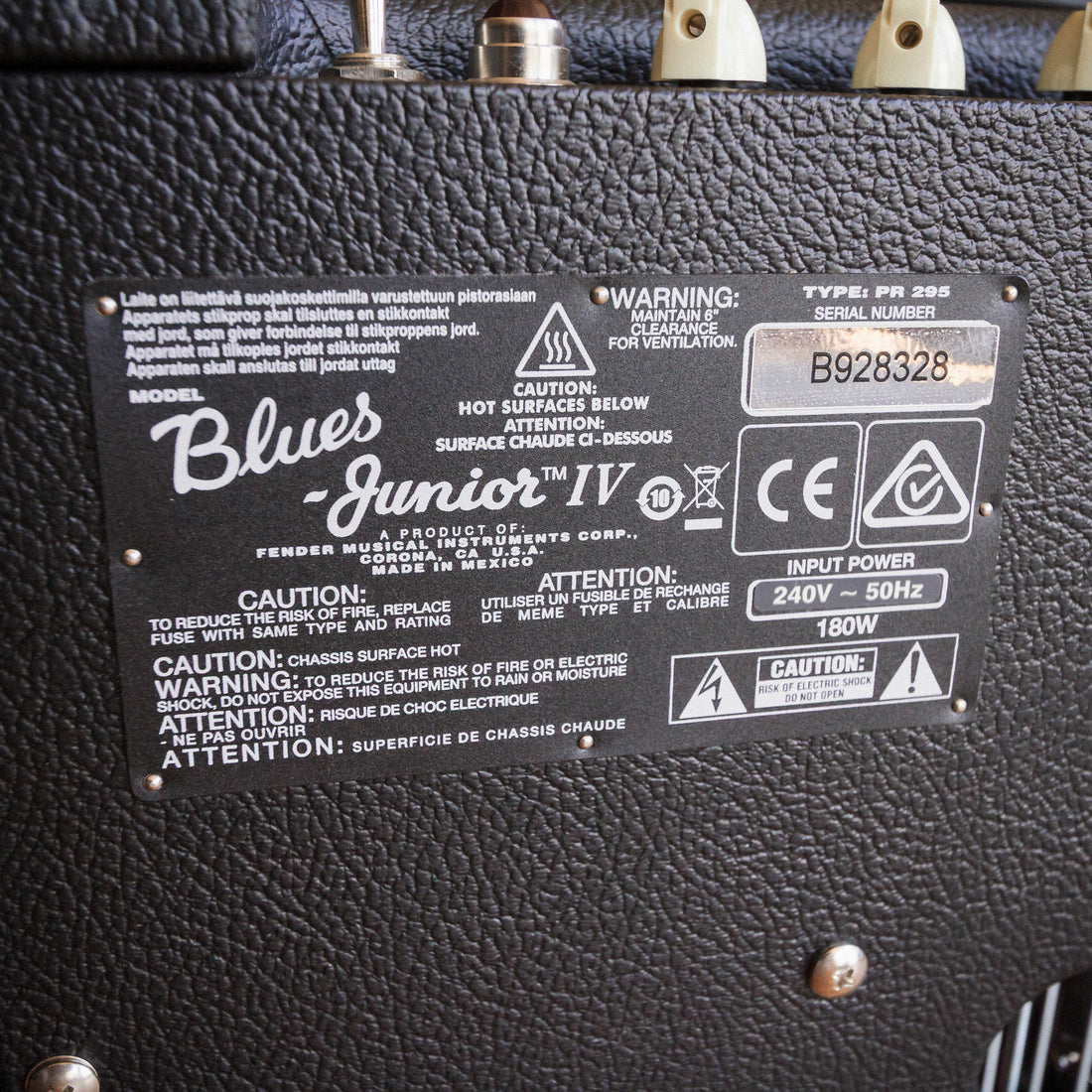 Fender Blues Junior IV Black 1x12" Guitar Combo Amp