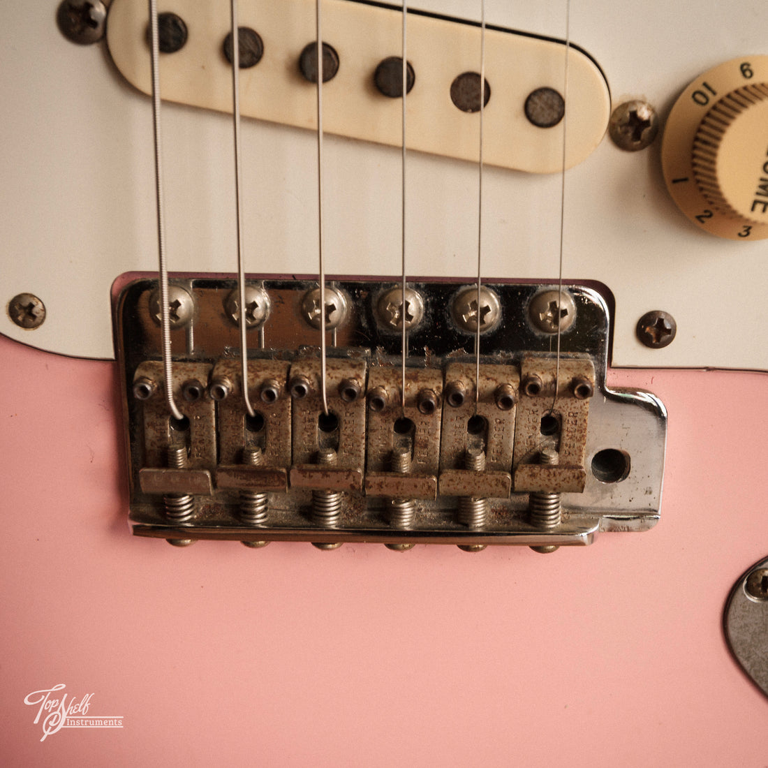 Fender Japan '62 Stratocaster ST62-70 Shell Pink w/Mods 1989