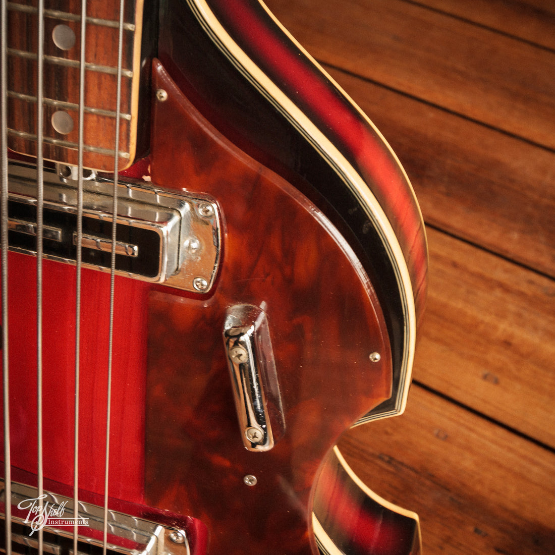 Teisco FB-2 Violin Bass Red Burst 1968