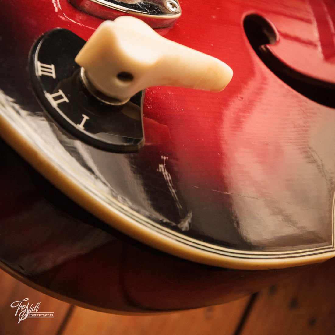 Teisco FB-2 Violin Bass Red Burst 1968