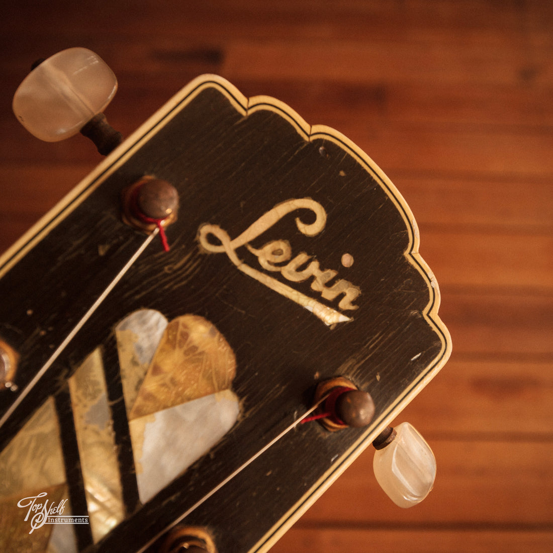 Levin No.320 Archtop Acoustic Sunburst 1957