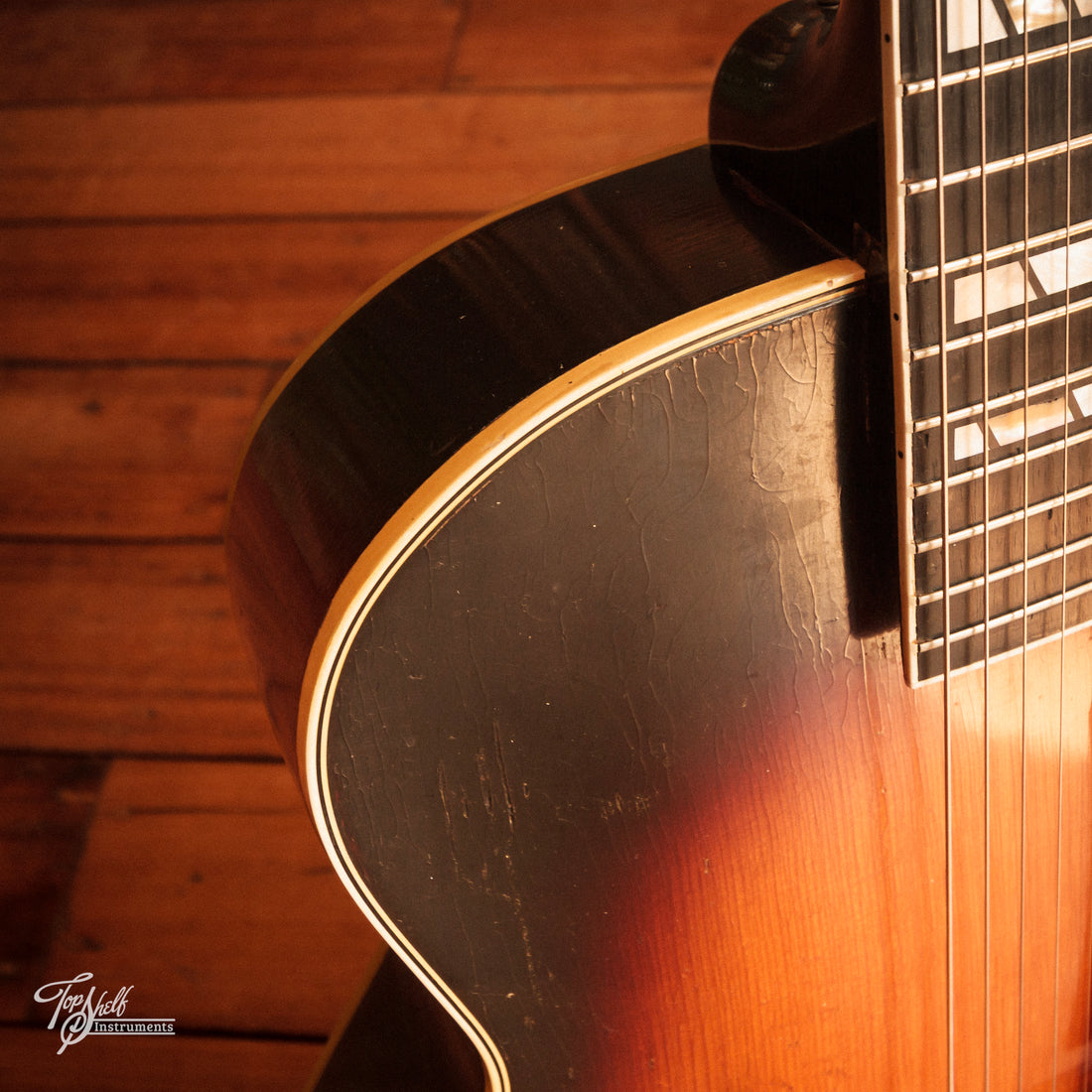 Levin No.320 Archtop Acoustic Sunburst 1957