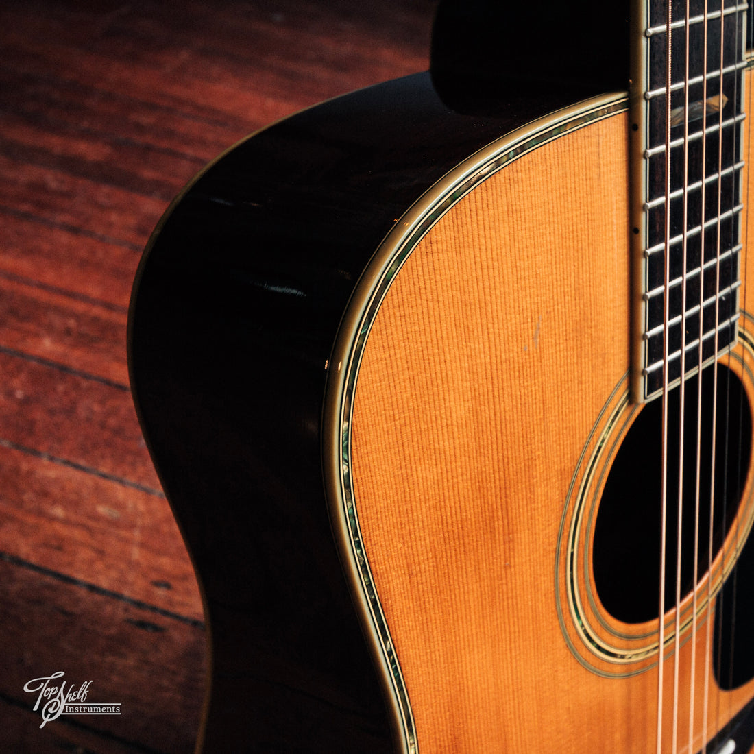 Morris W-60 Dreadnought Acoustic Natural 1980