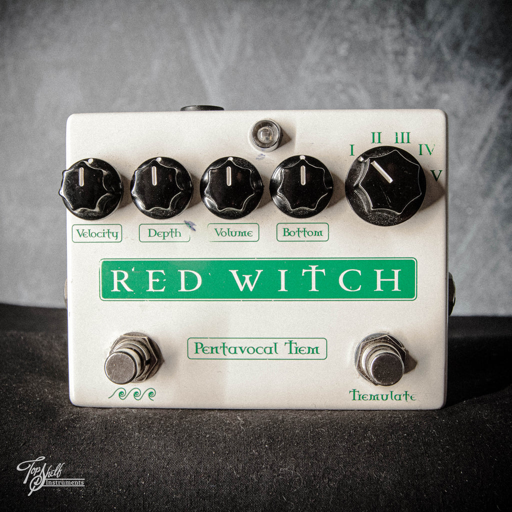 Red Witch Pentavocal Trem Pedal