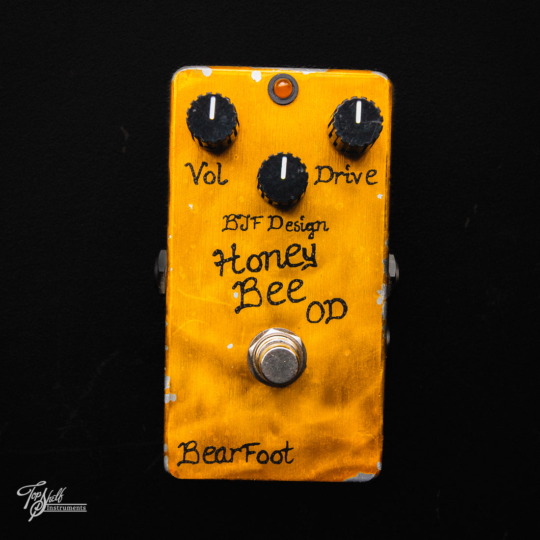 Bearfoot FX Honey Bee Overdrive Pedal (3-Knob) – Topshelf Instruments