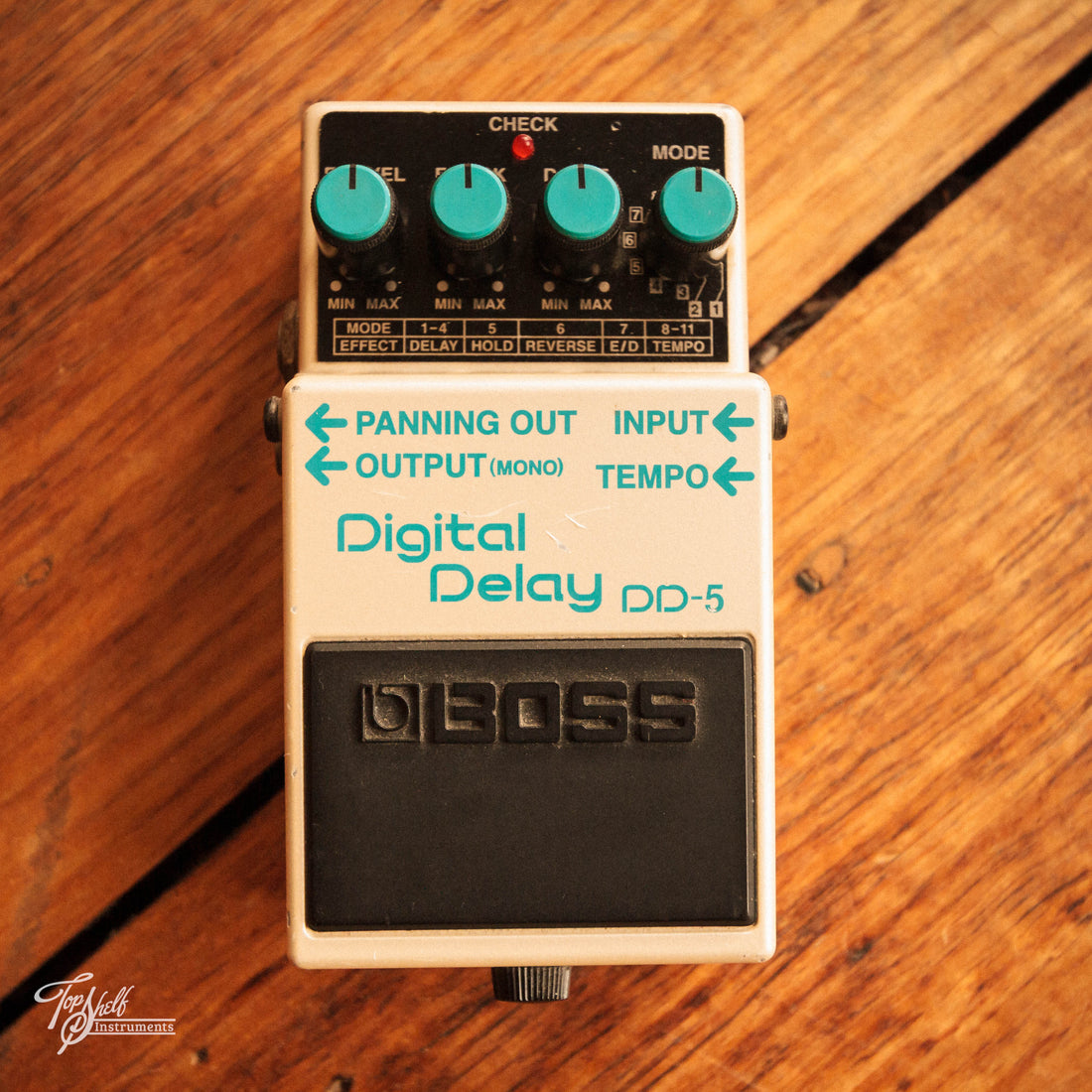 Boss DD-5 Digital Delay Pedal