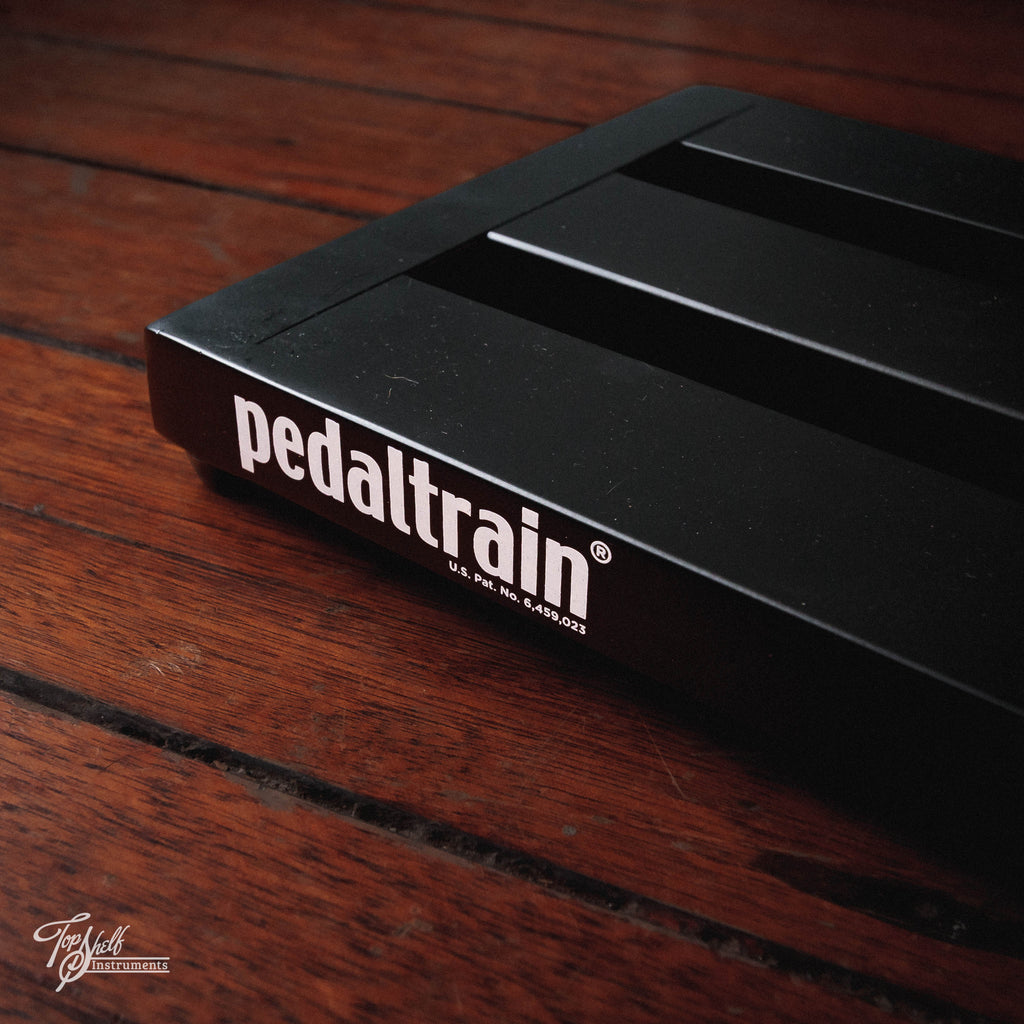 Pedaltrain Metro 24 Pedal Board and Flight Case