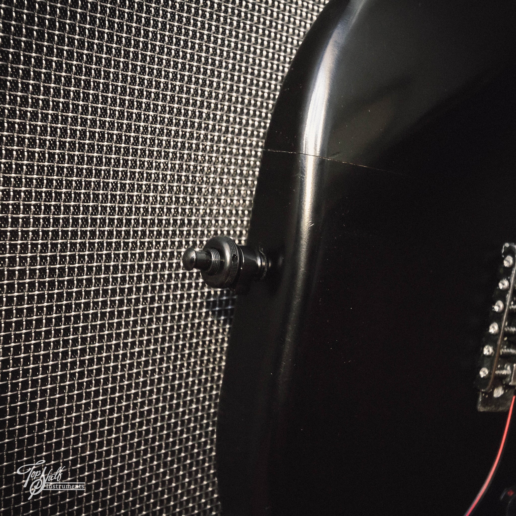 Quest Black Magic 1985 – Topshelf Instruments