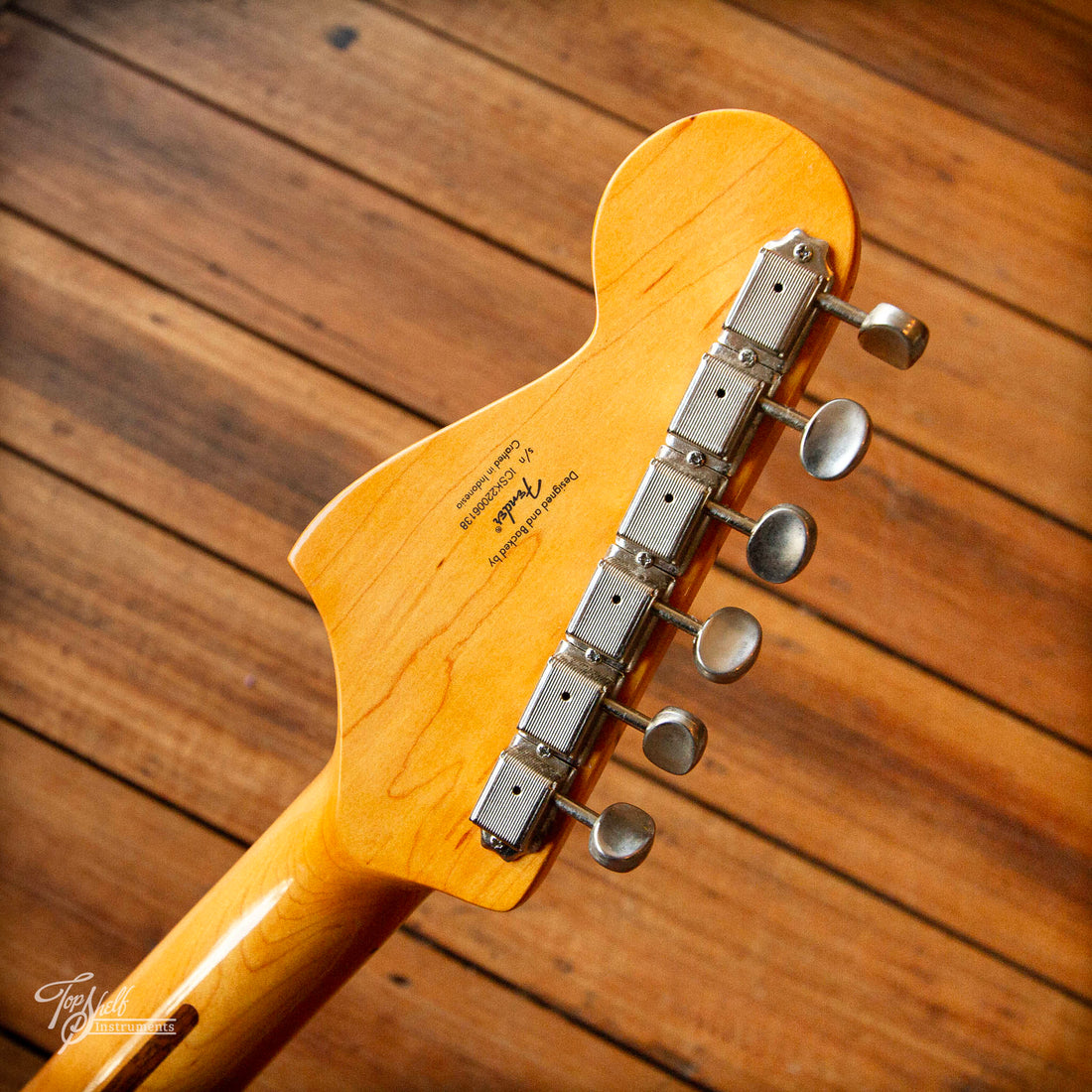 Squier Classic Vibe Bass VI Black 2023