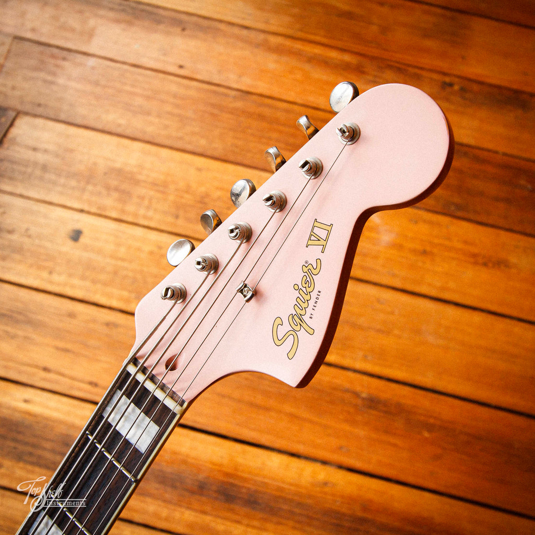Squier Classic Vibe Bass VI FSR Shell Pink 2021