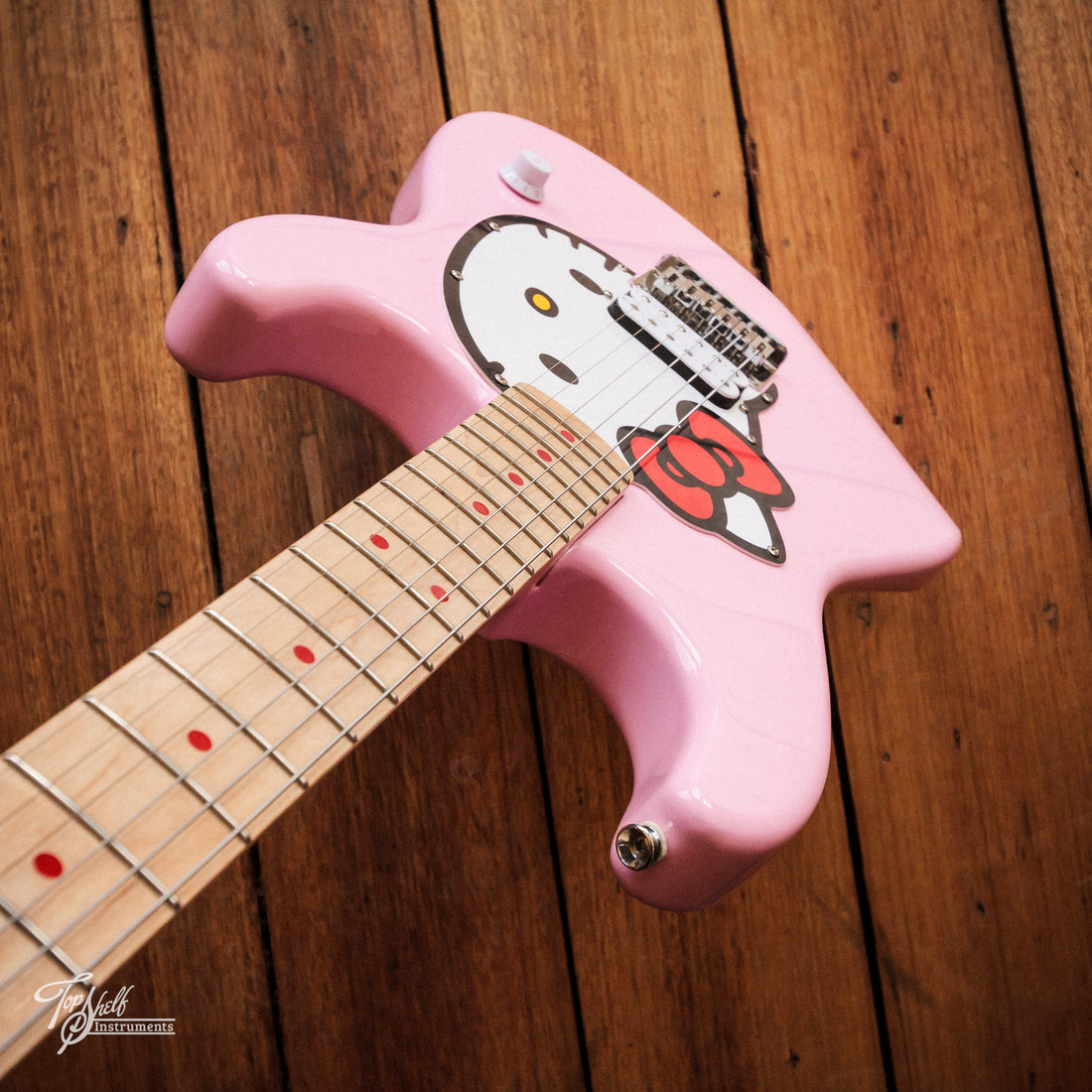 Squier Hello Kitty Stratocaster Pink 2024