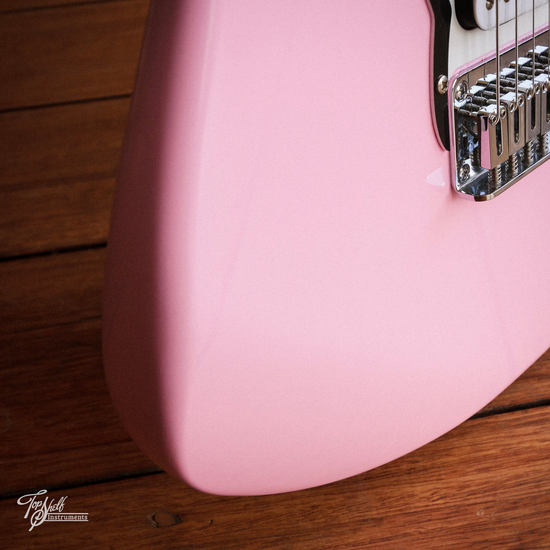 Squier Hello Kitty Stratocaster Pink 2024