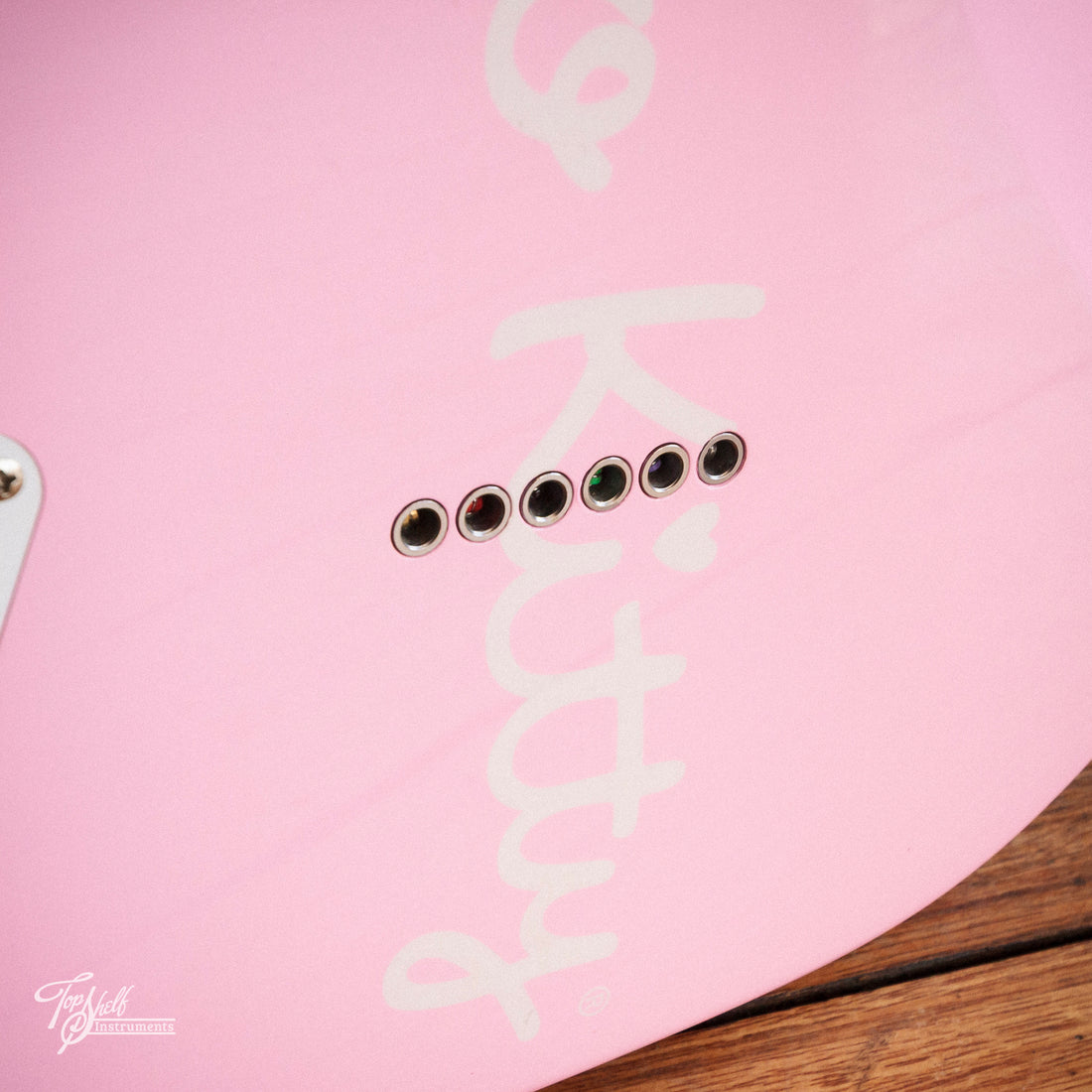 Squier Hello Kitty Stratocaster Pink 2024