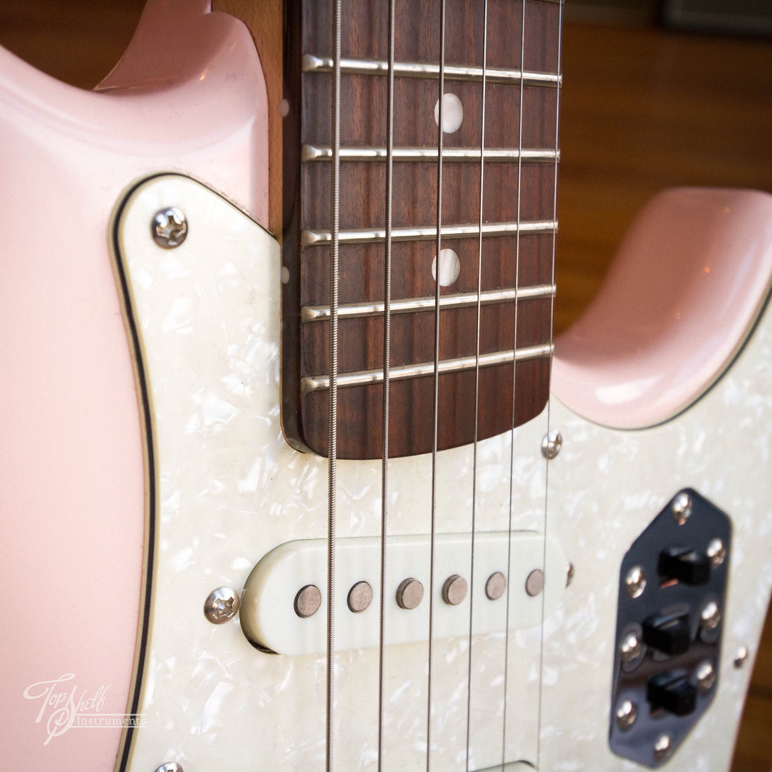 Squier Paranormal Cyclone Shell Pink 2020